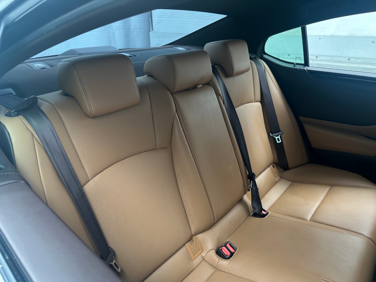 Thumbnail: 2020 Lexus ES - 6