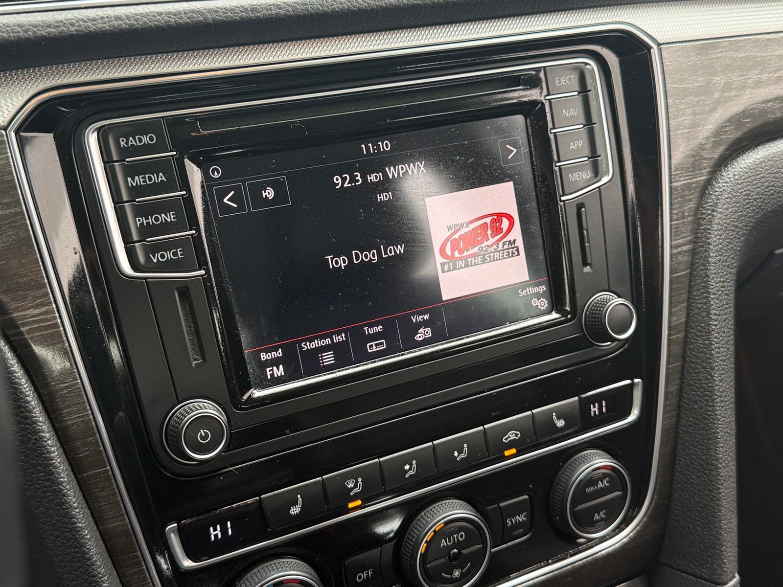 Thumbnail: 2018 Volkswagen Passat - 3