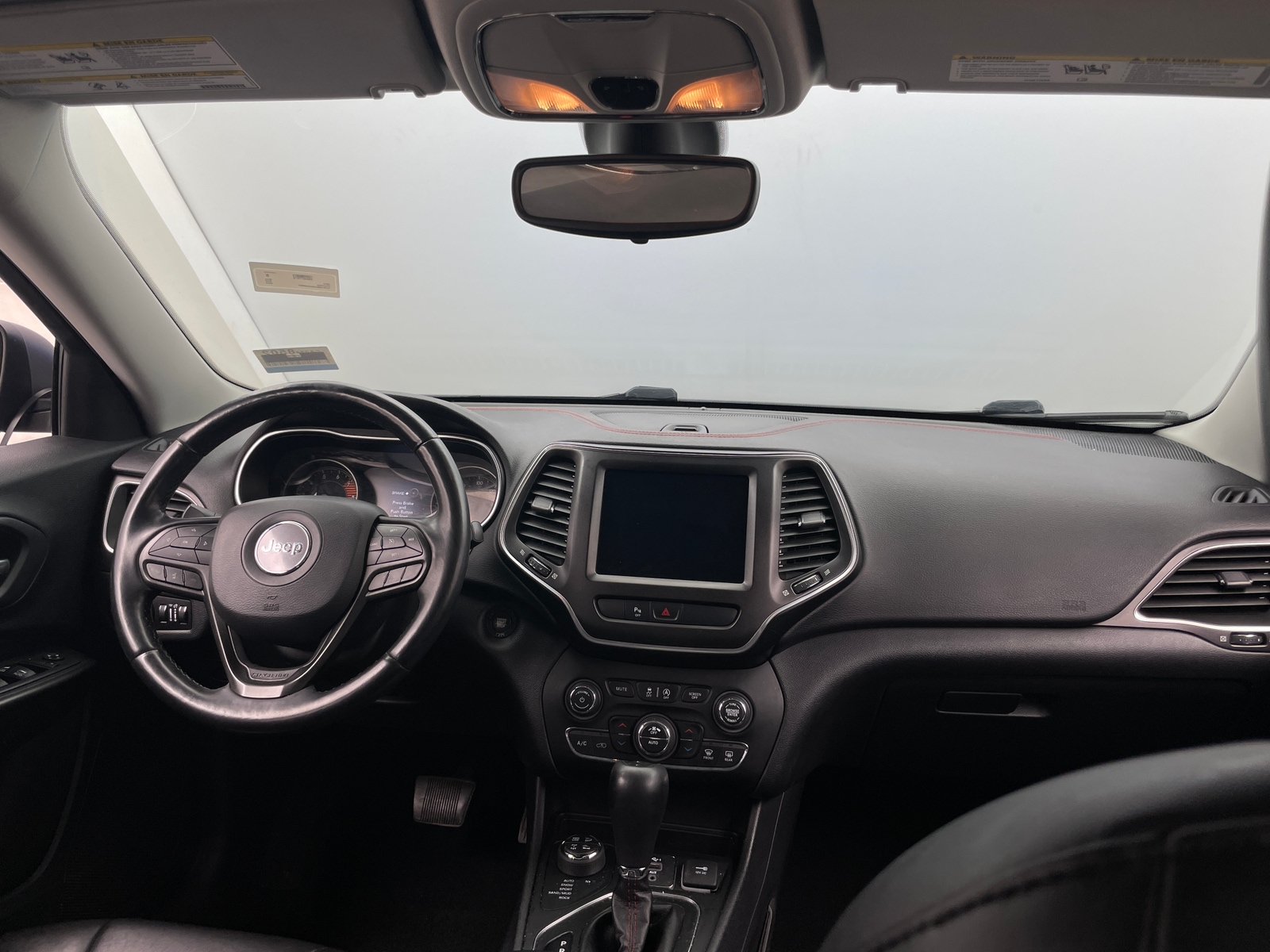 Thumbnail: 2019 Jeep Cherokee - 3