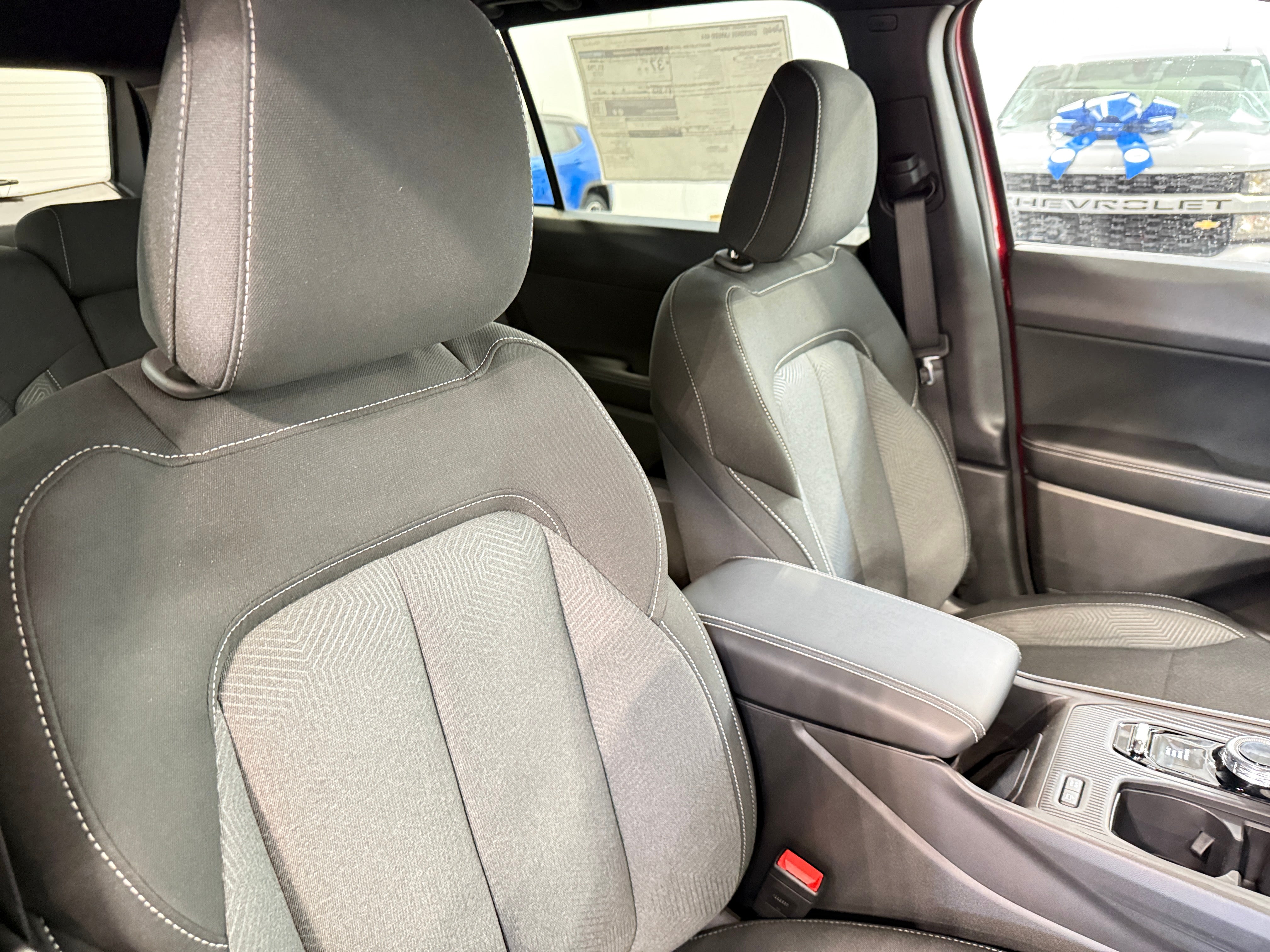 2026 Jeep Cherokee Laredo - Photo 7