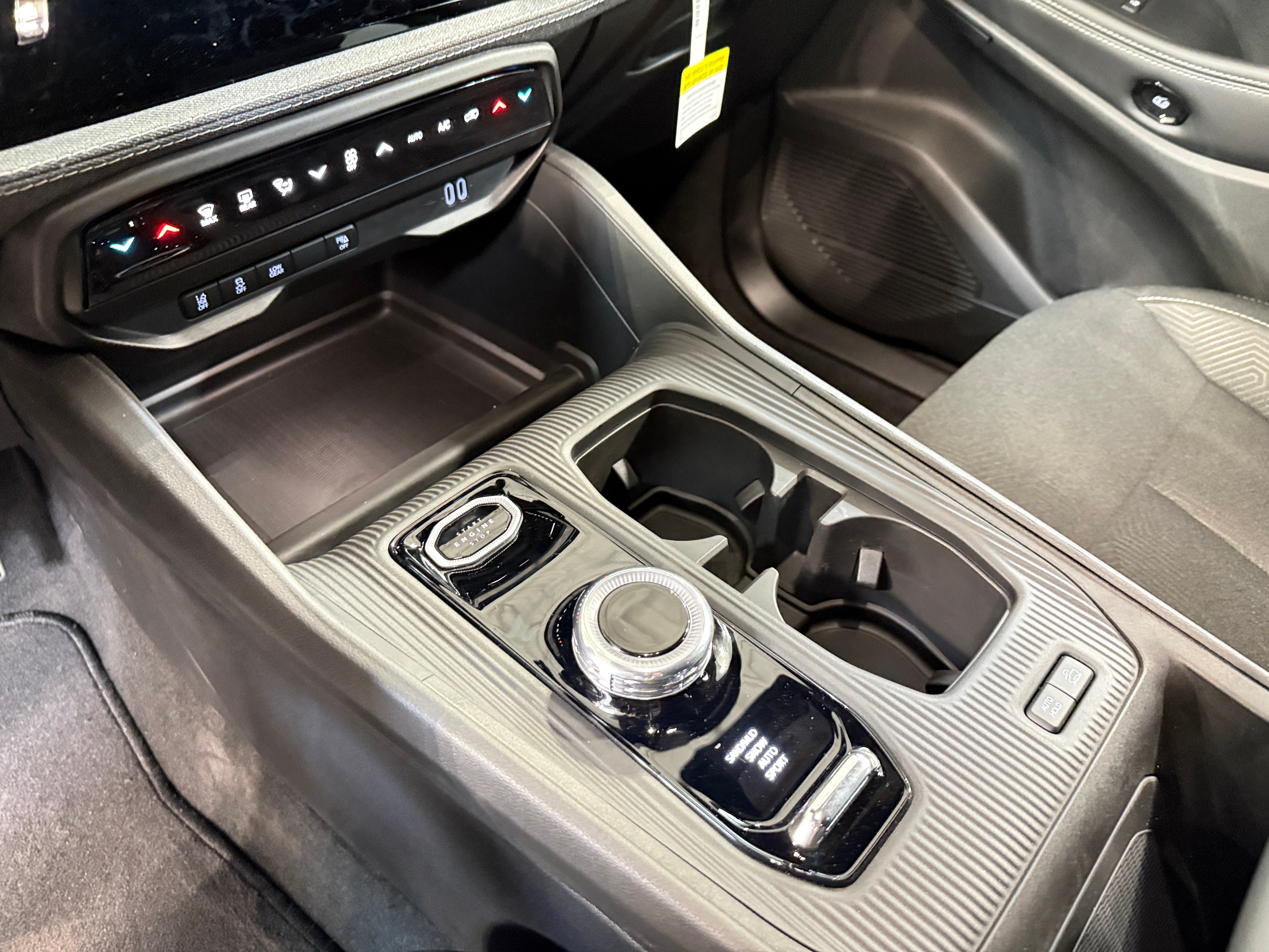 2026 Jeep Cherokee Laredo - Photo 5