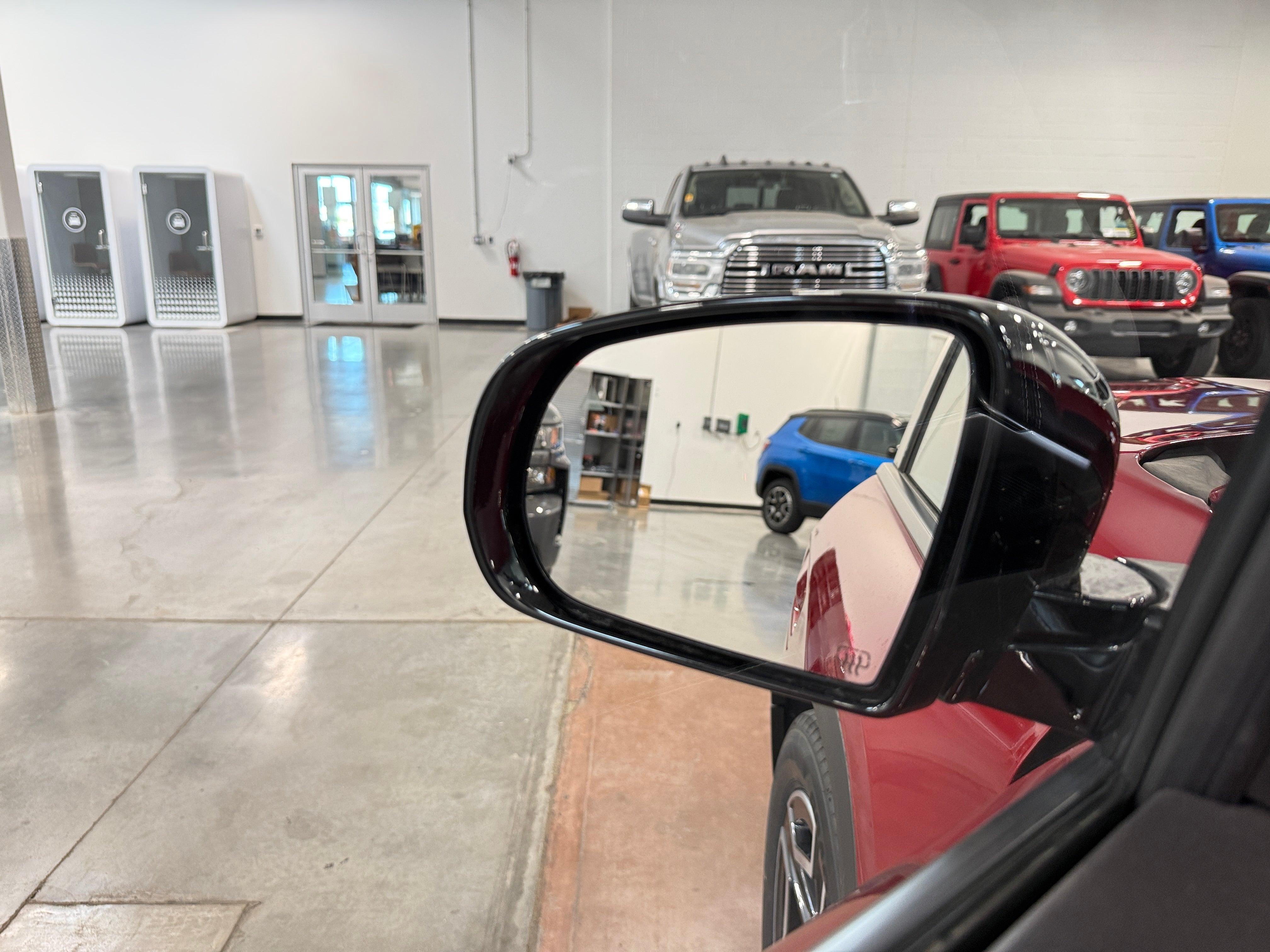 2026 Jeep Cherokee Laredo - Photo 12