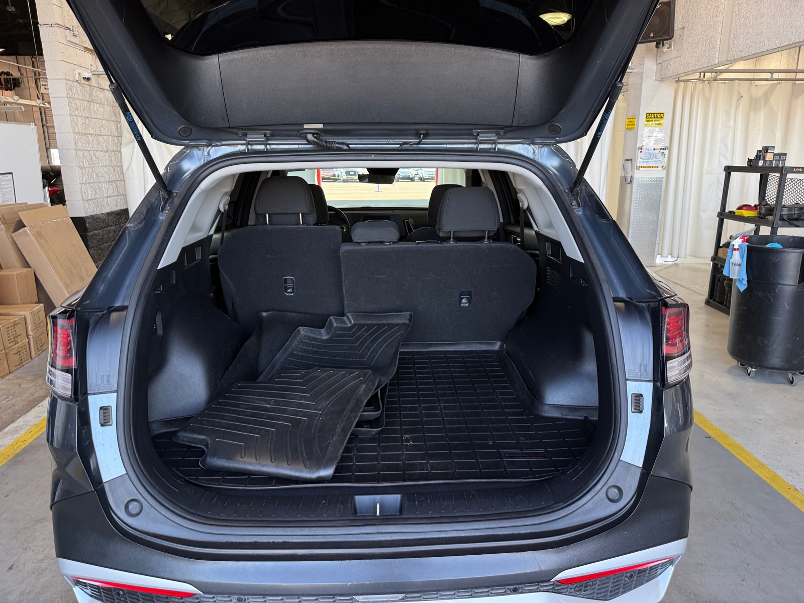 Thumbnail: 2023 Kia Sportage - 7