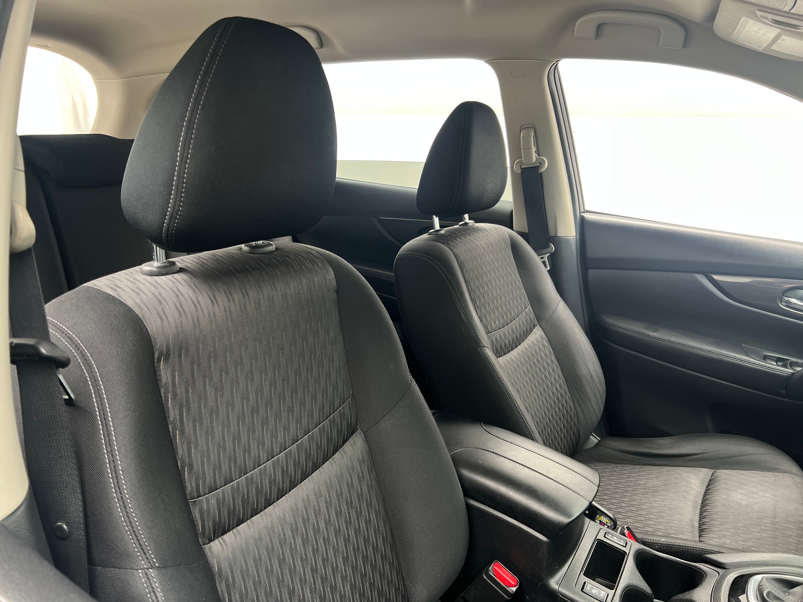 Thumbnail: 2019 Nissan Rogue - 2