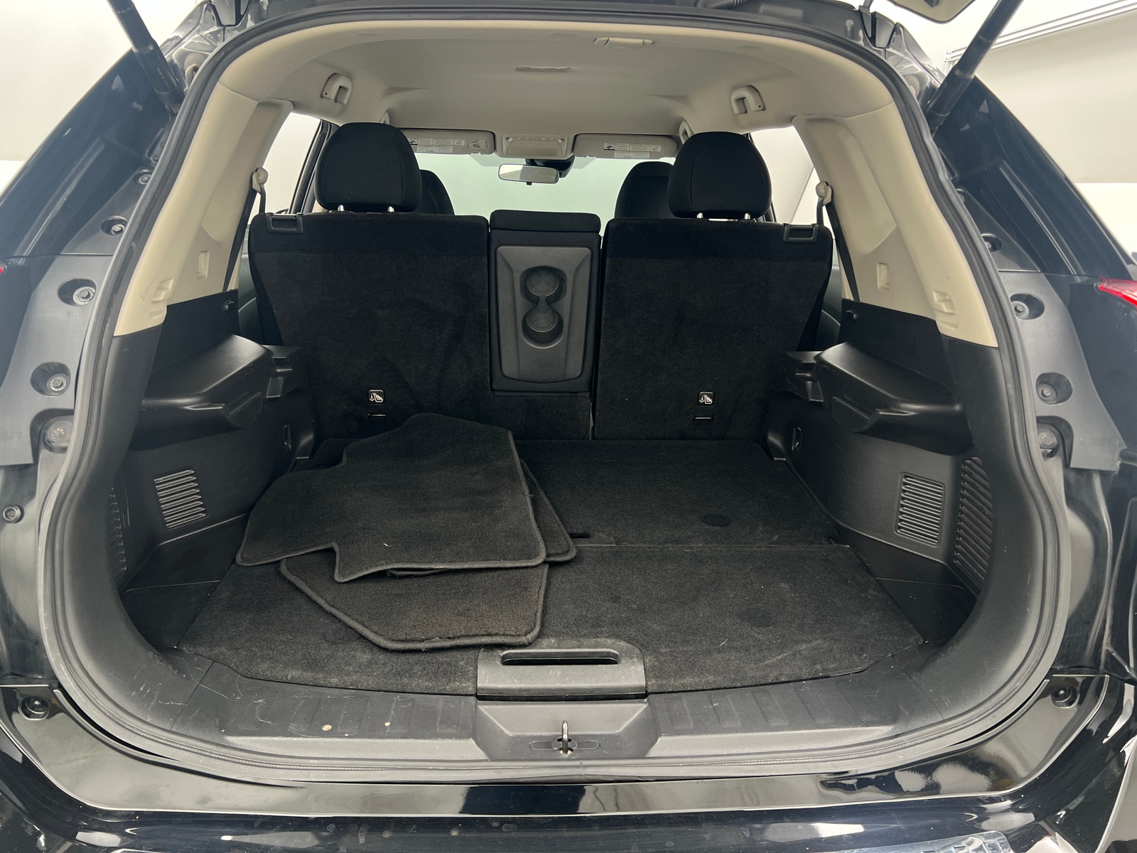 Thumbnail: 2019 Nissan Rogue - 7