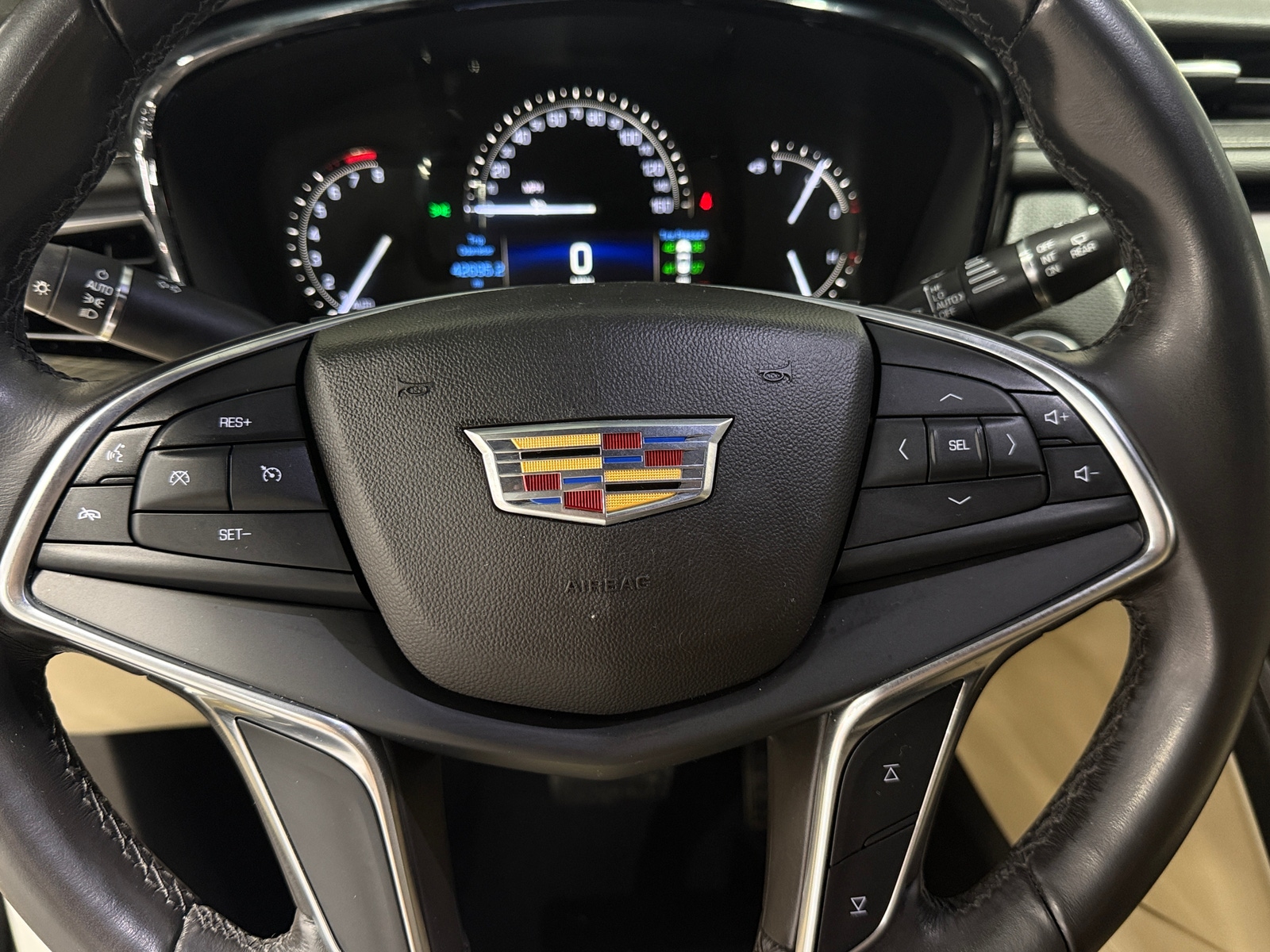 Thumbnail: 2018 Cadillac XT5 - 4