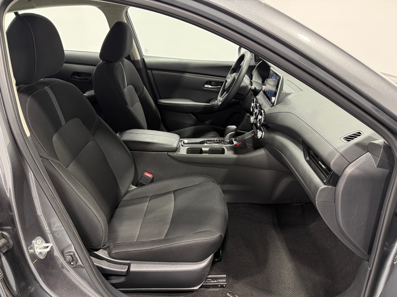 Thumbnail: 2025 Nissan Sentra - 2