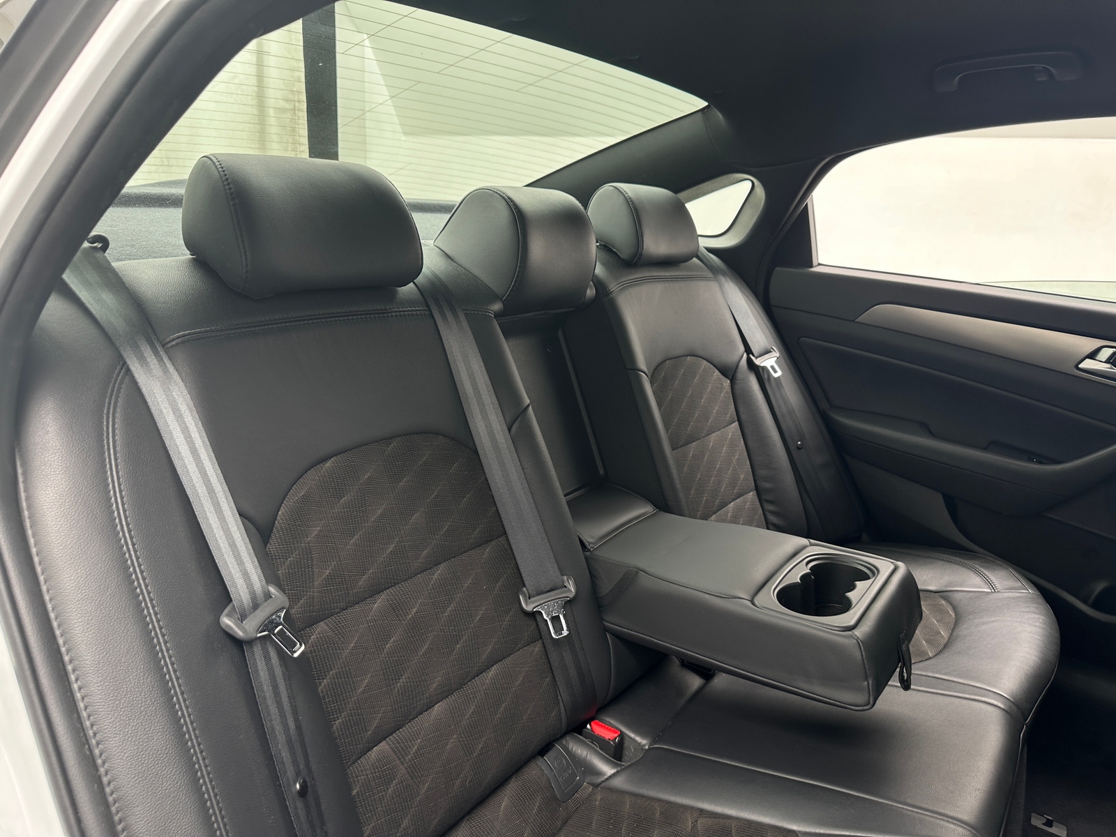 Thumbnail: 2017 Hyundai Sonata - 5