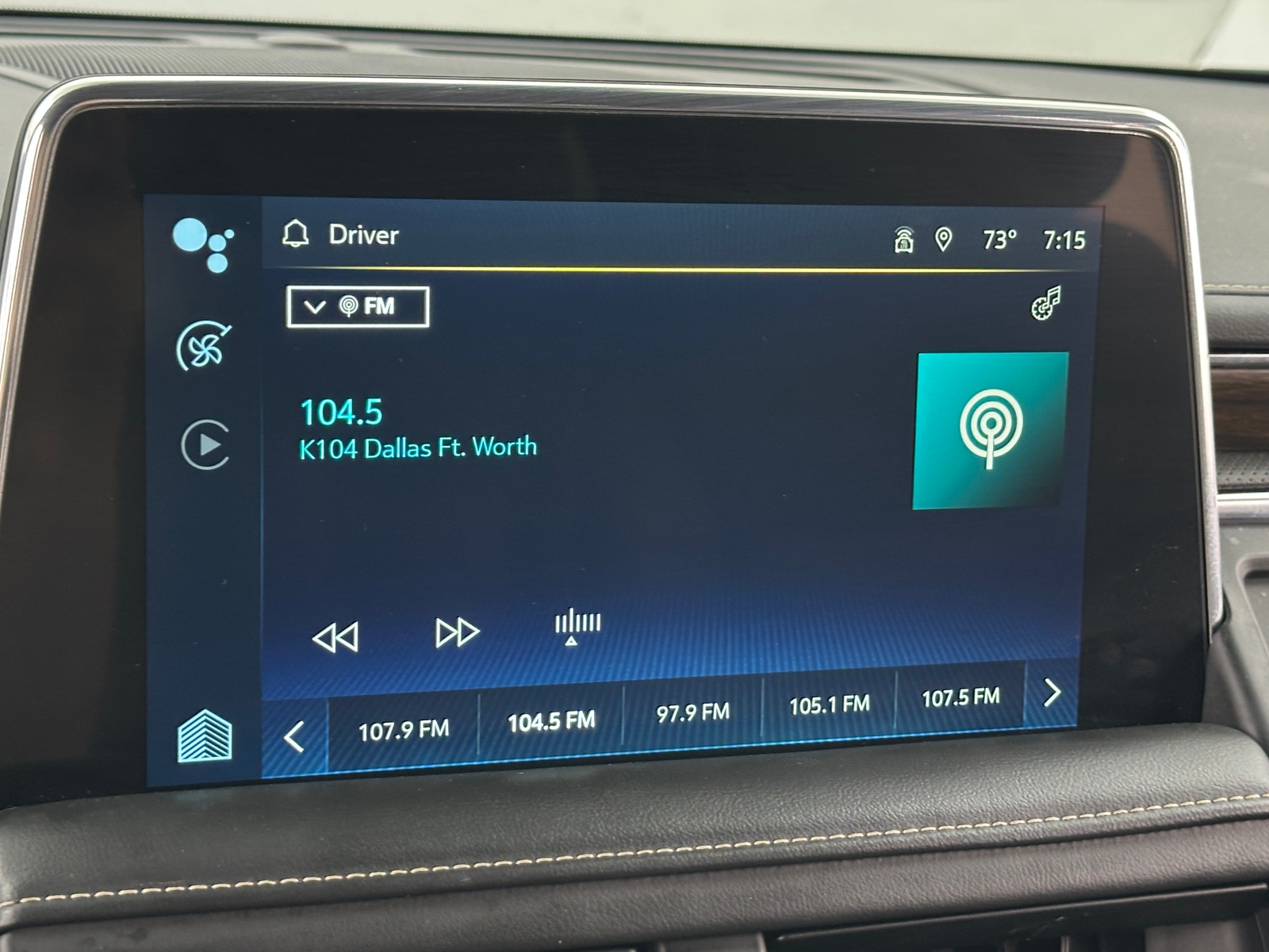 Thumbnail: 2023 Chevrolet Suburban - 3