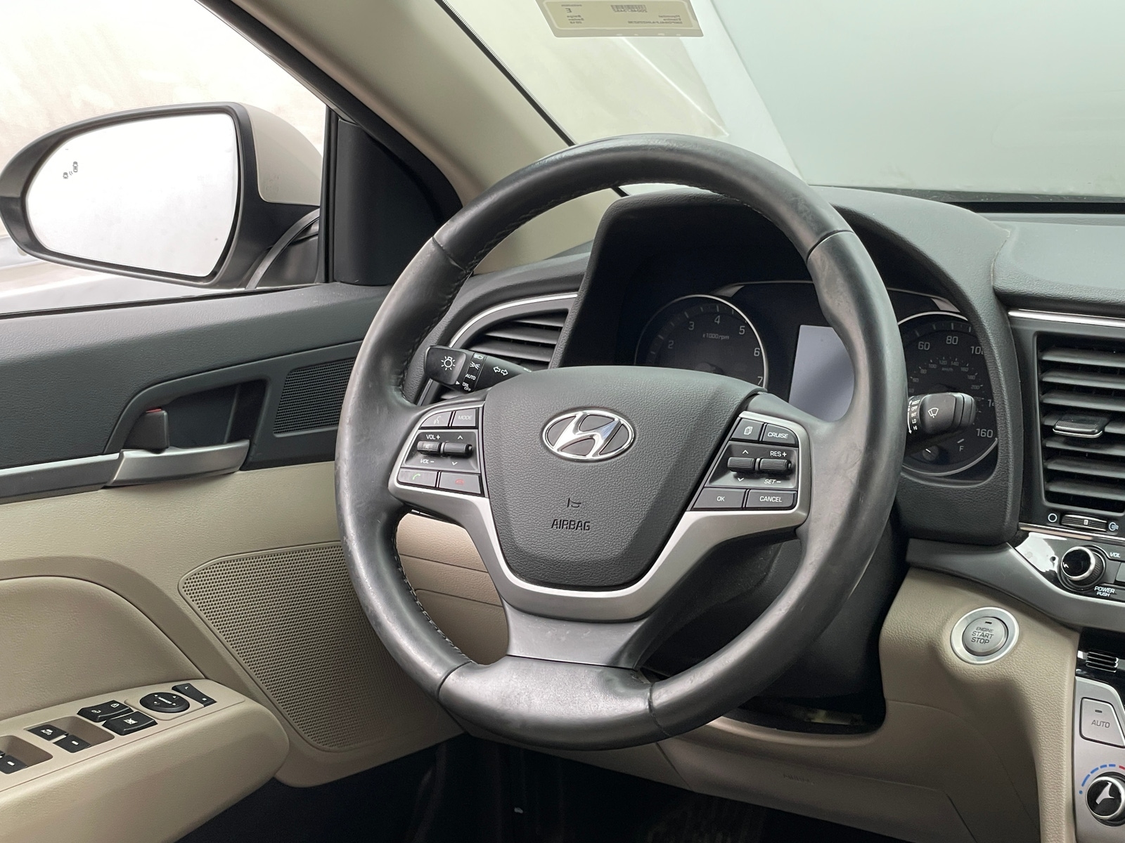 Thumbnail: 2018 Hyundai Elantra - 4