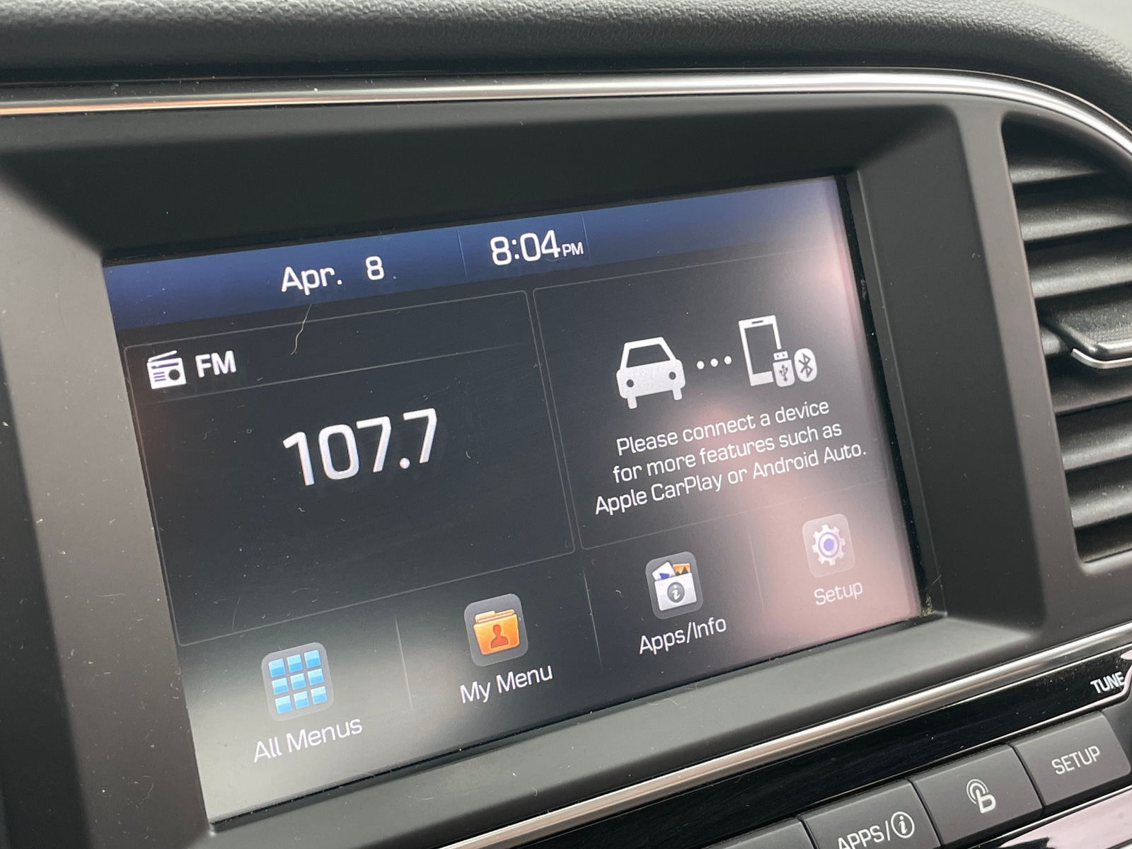 Thumbnail: 2018 Hyundai Elantra - 3