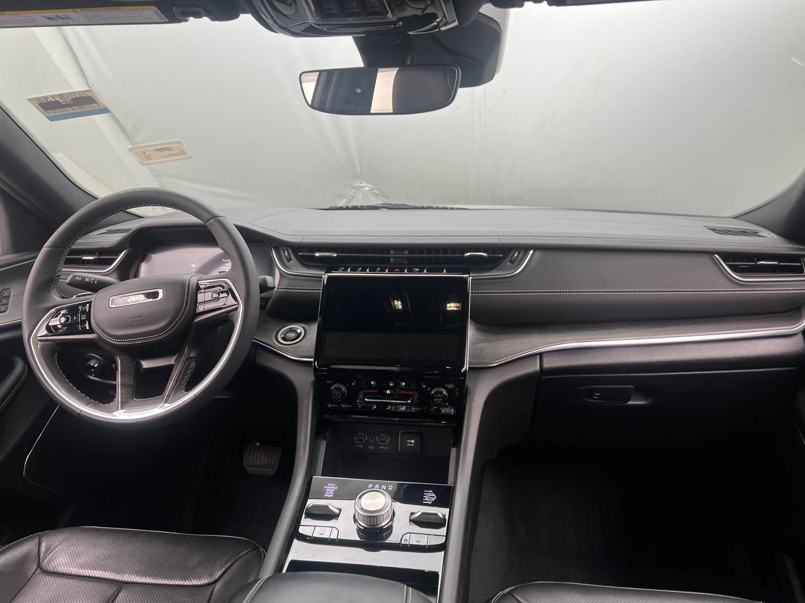 Thumbnail: 2023 Jeep Grand Cherokee L - 2