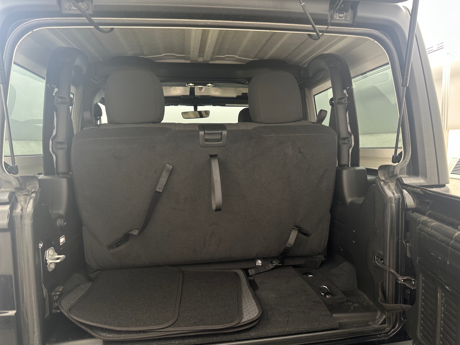 Thumbnail: 2023 Jeep Wrangler - 7