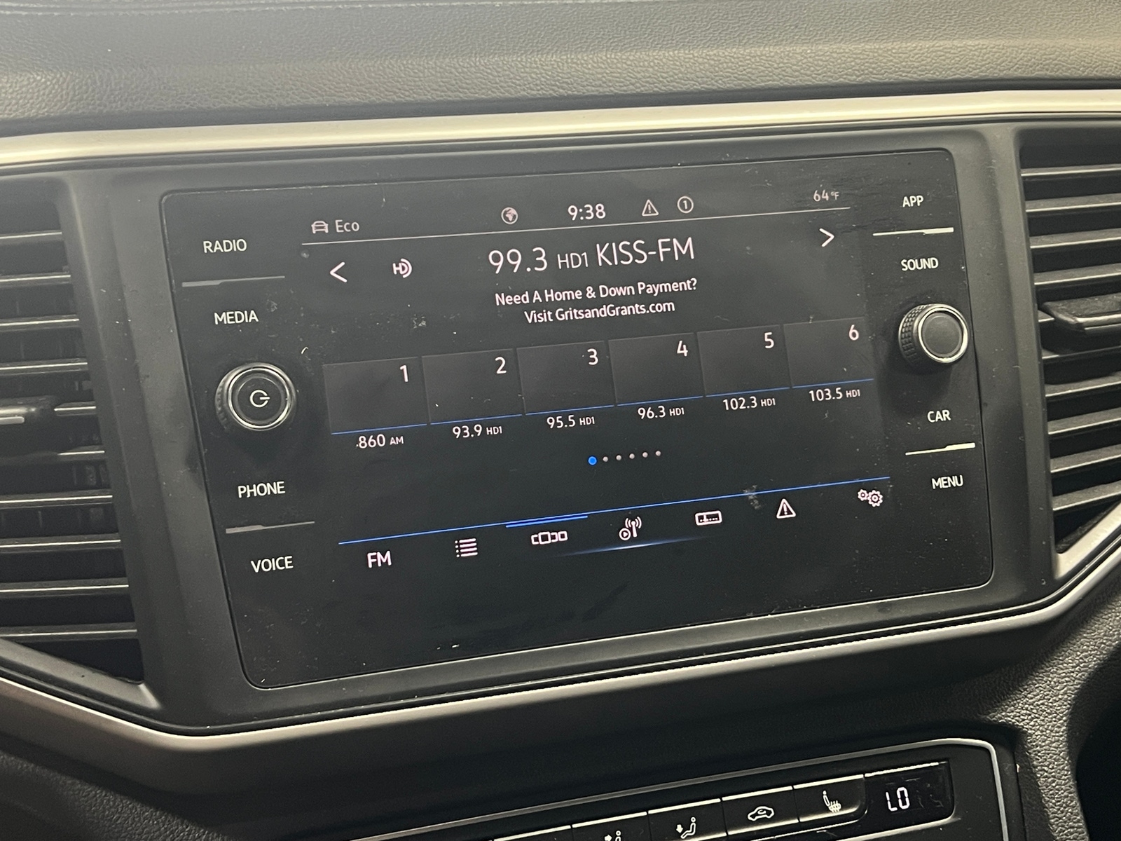 Thumbnail: 2021 Volkswagen Atlas - 3