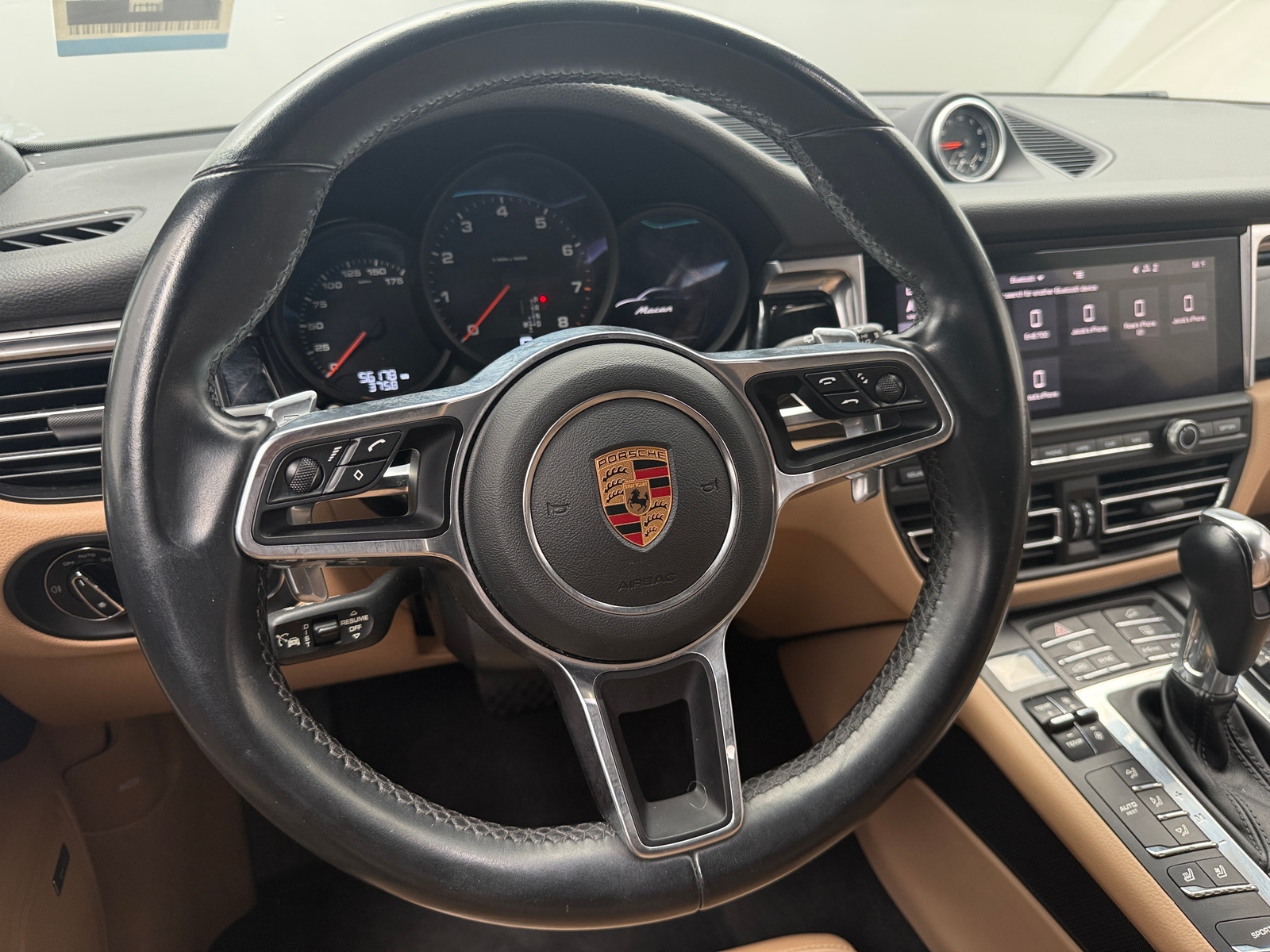 Thumbnail: 2019 Porsche Macan - 4