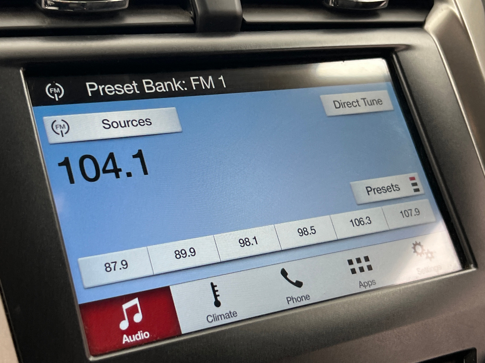 Thumbnail: 2017 Ford Fusion - 3