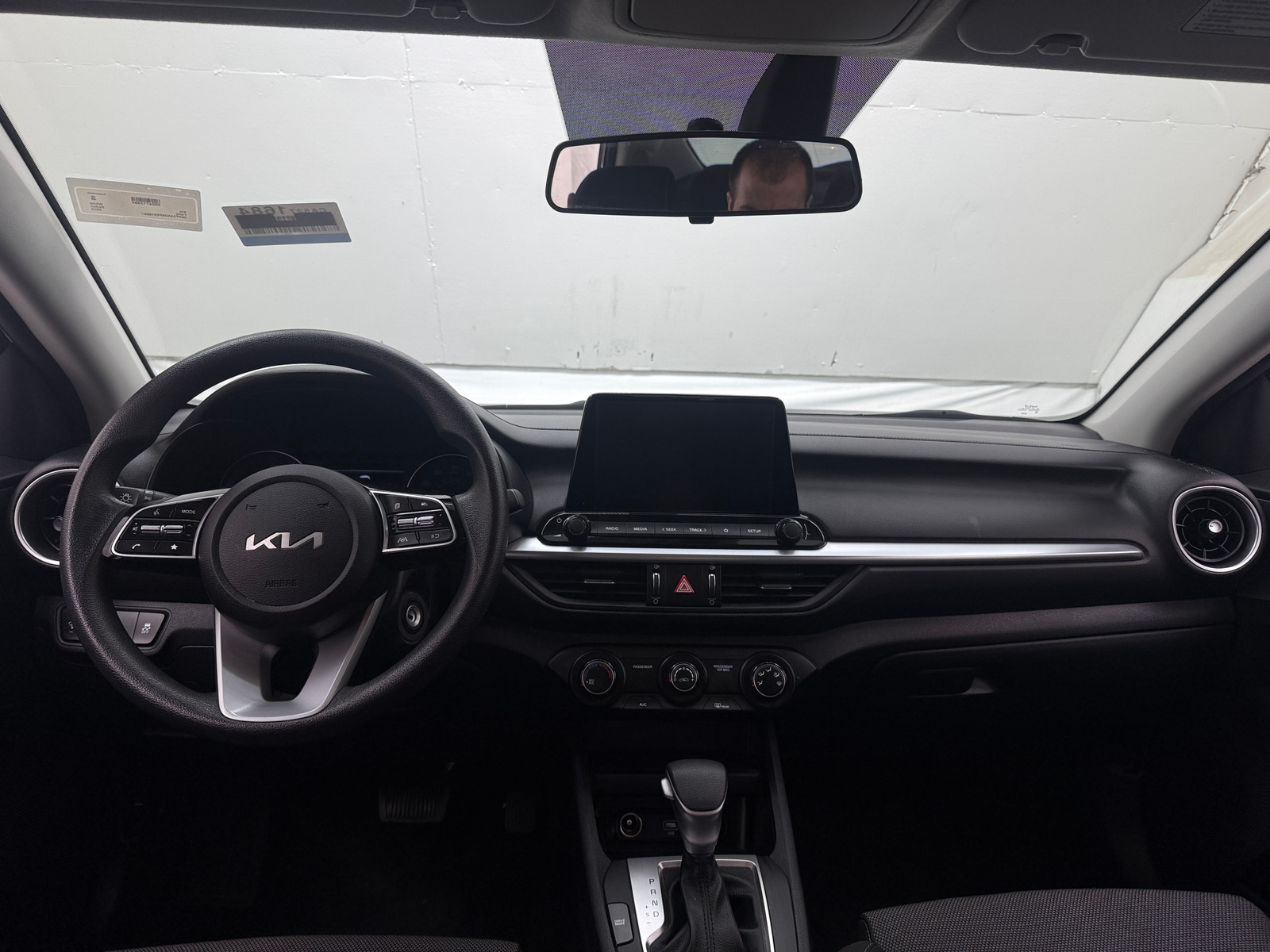 Thumbnail: 2023 Kia Forte - 3