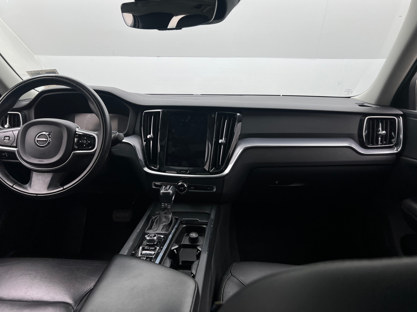 Thumbnail: 2019 Volvo S60 - 2
