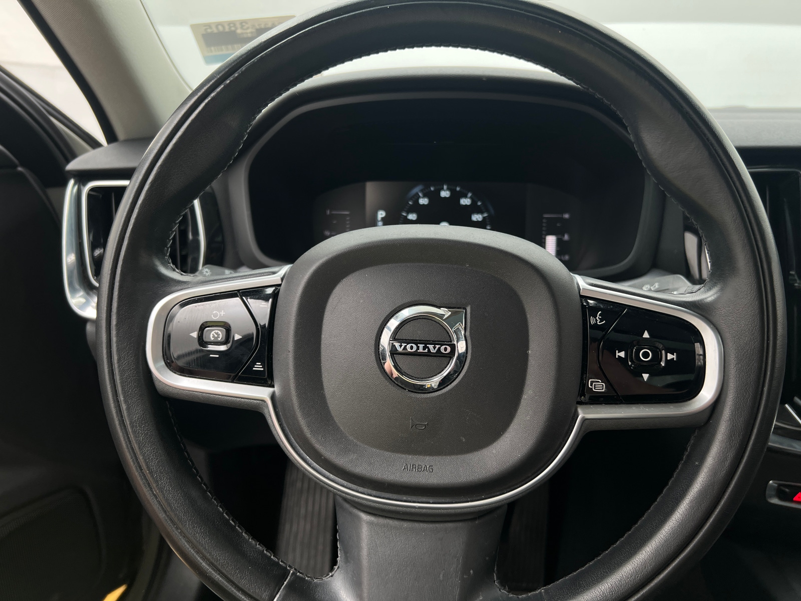Thumbnail: 2019 Volvo S60 - 4