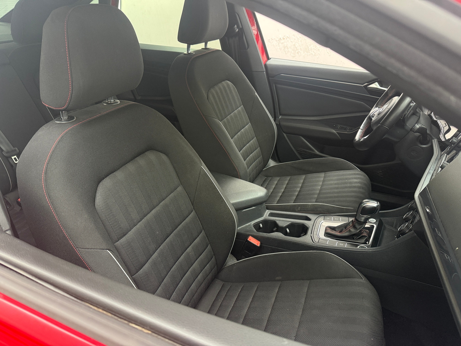 Thumbnail: 2021 Volkswagen Jetta - 2