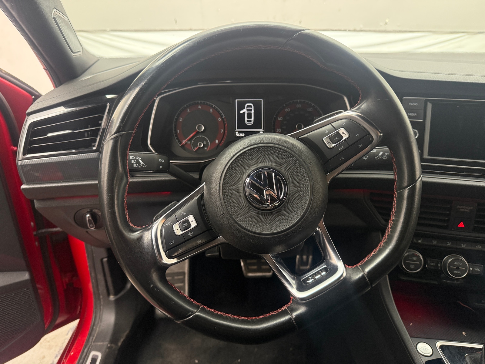 Thumbnail: 2021 Volkswagen Jetta - 5