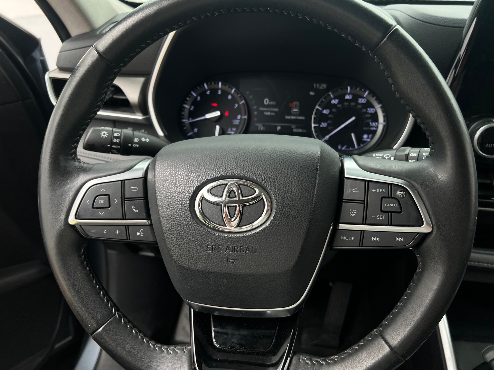 Thumbnail: 2020 Toyota Highlander - 4