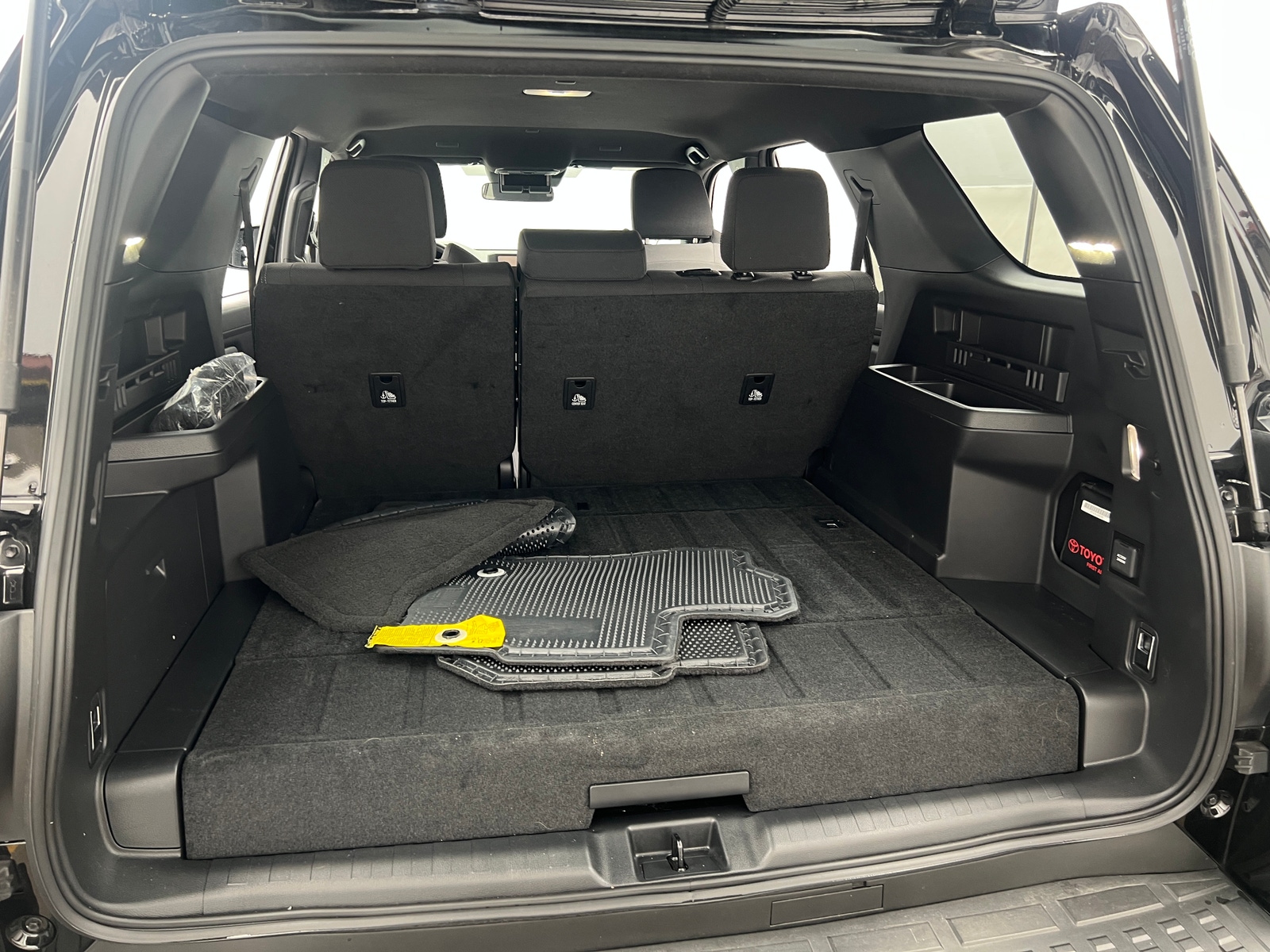 Thumbnail: 2025 Toyota 4Runner - 7