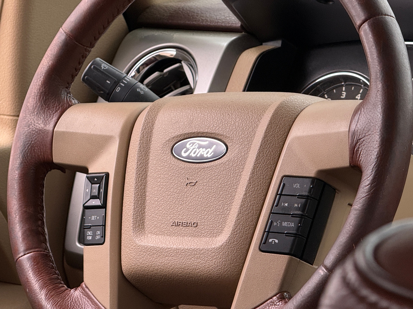 Thumbnail: 2013 Ford Econoline - 4