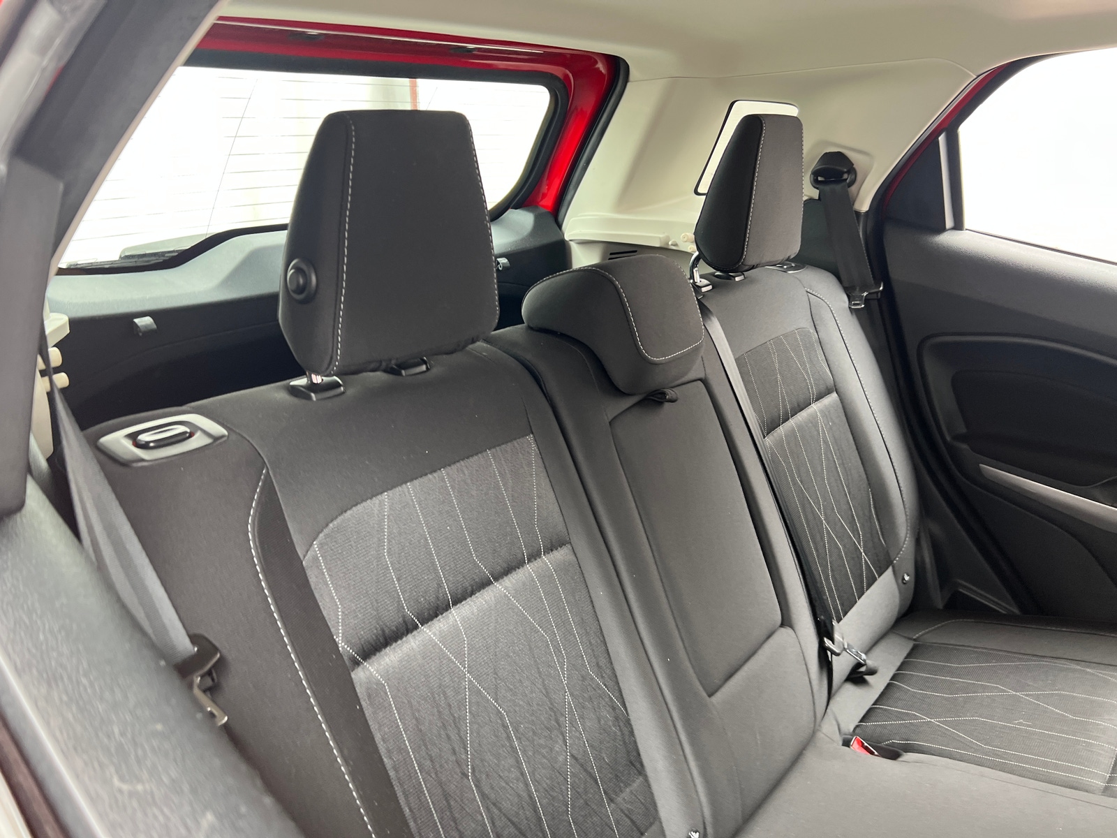 Thumbnail: 2021 Ford EcoSport - 6