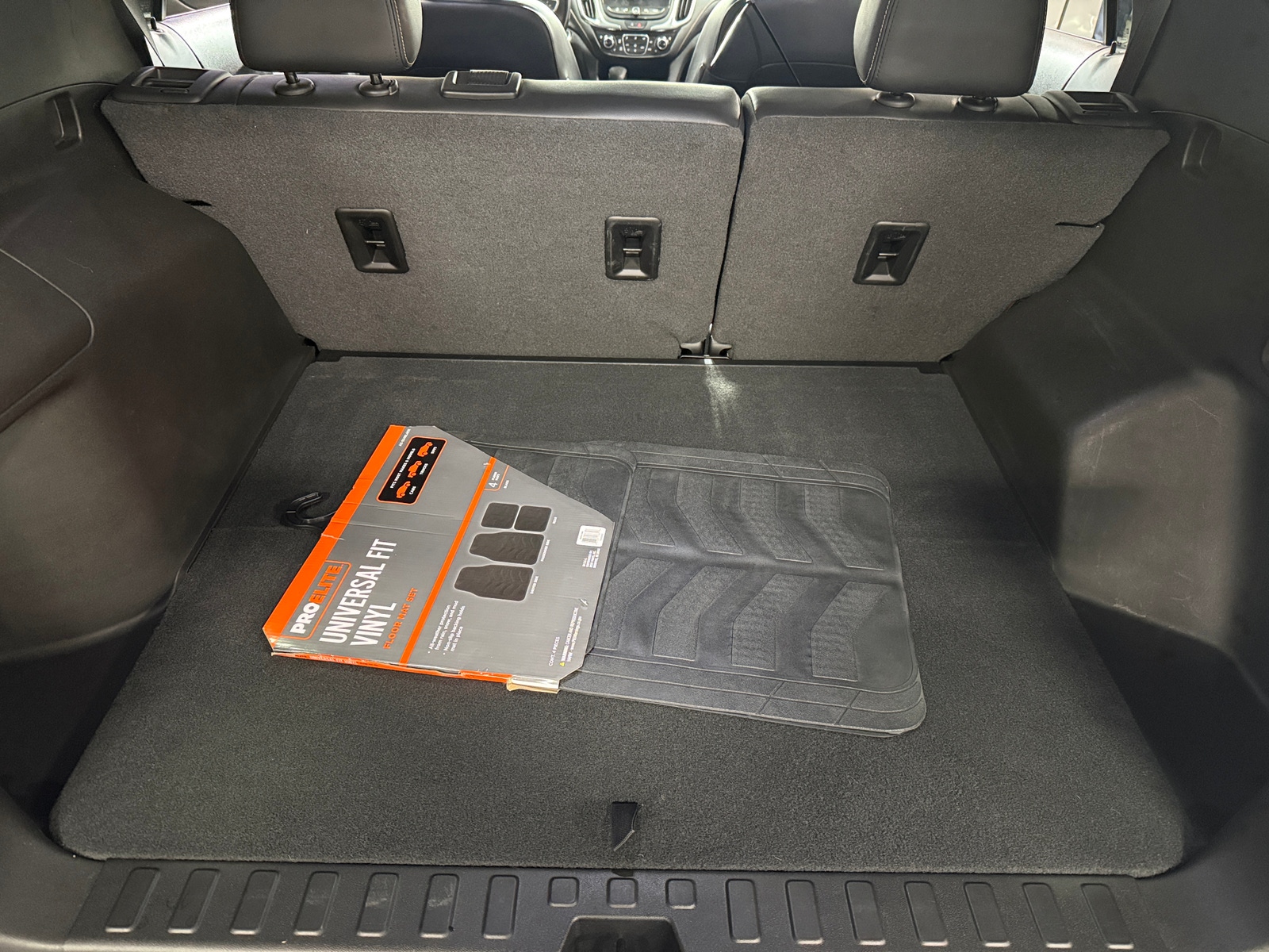 Thumbnail: 2022 Chevrolet Equinox - 6