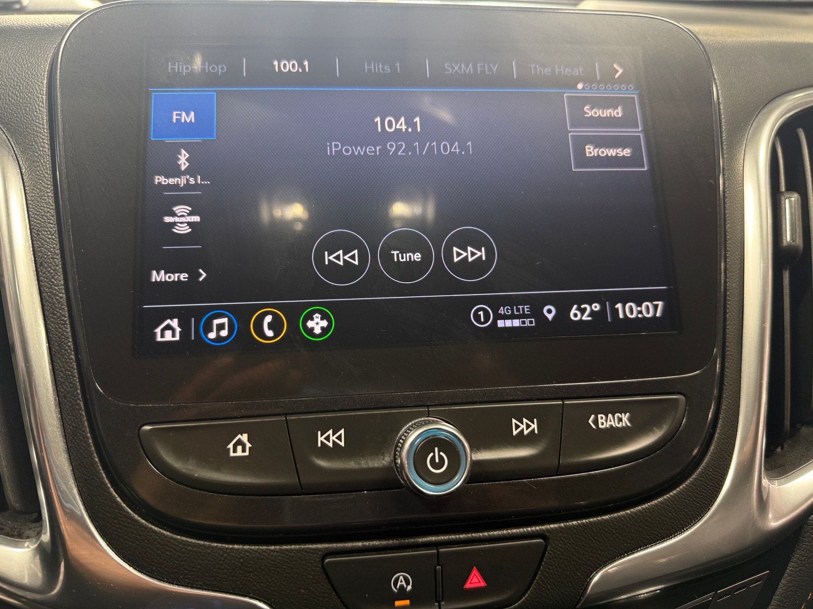 Thumbnail: 2022 Chevrolet Equinox - 3