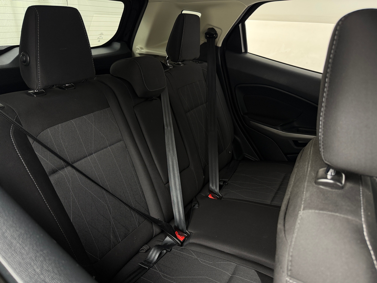 Thumbnail: 2018 Ford EcoSport - 6