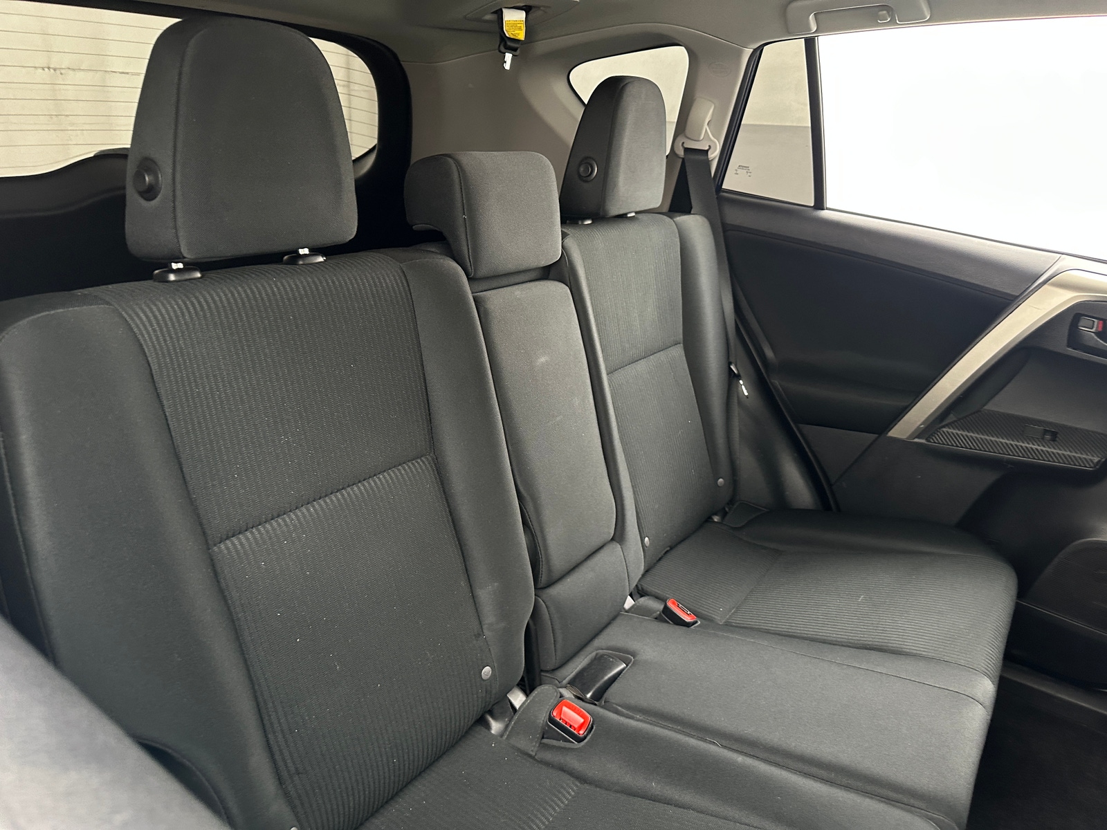 Thumbnail: 2015 Toyota RAV4 - 6