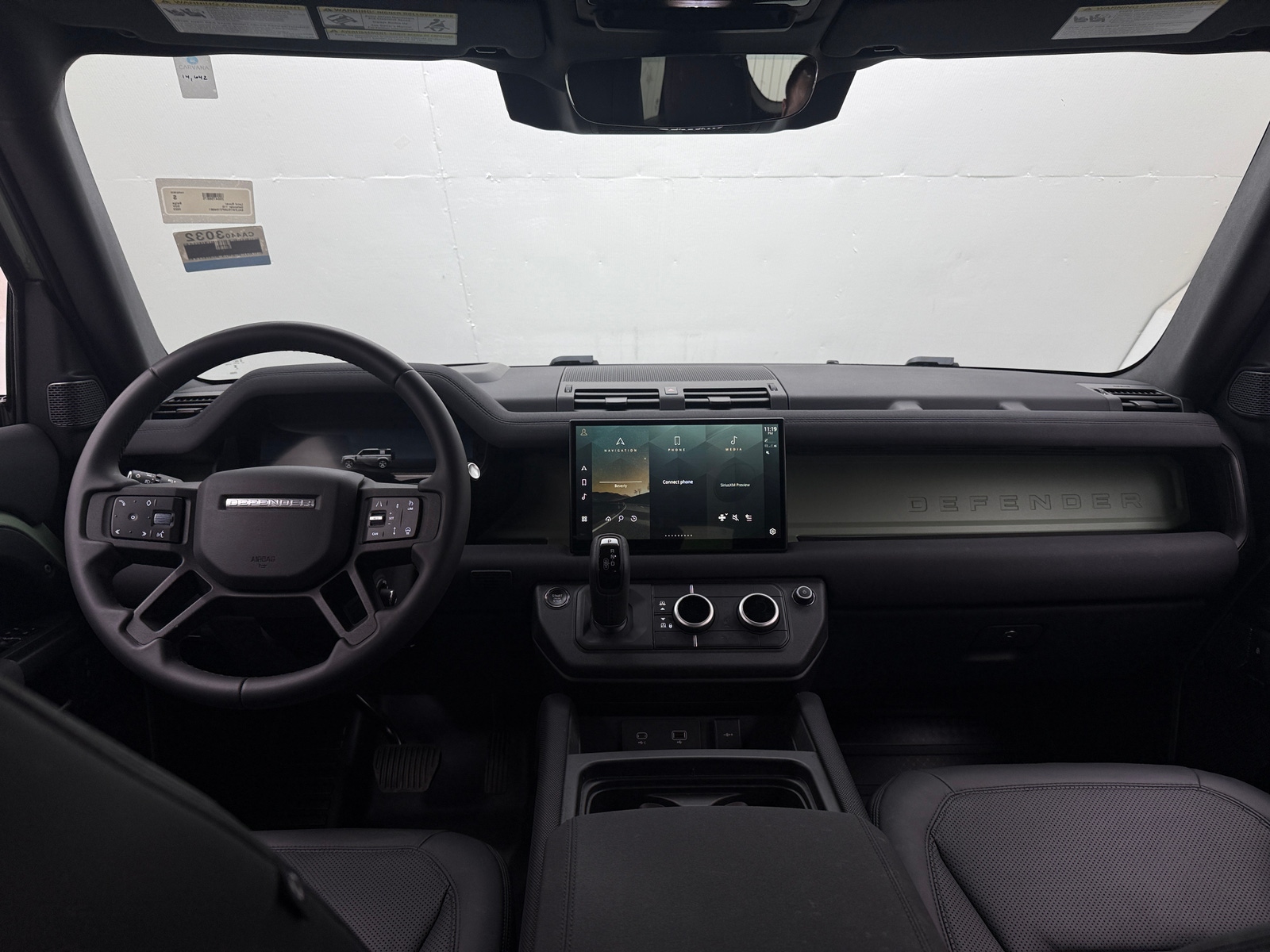 Thumbnail: 2023 Land Rover Defender - 2