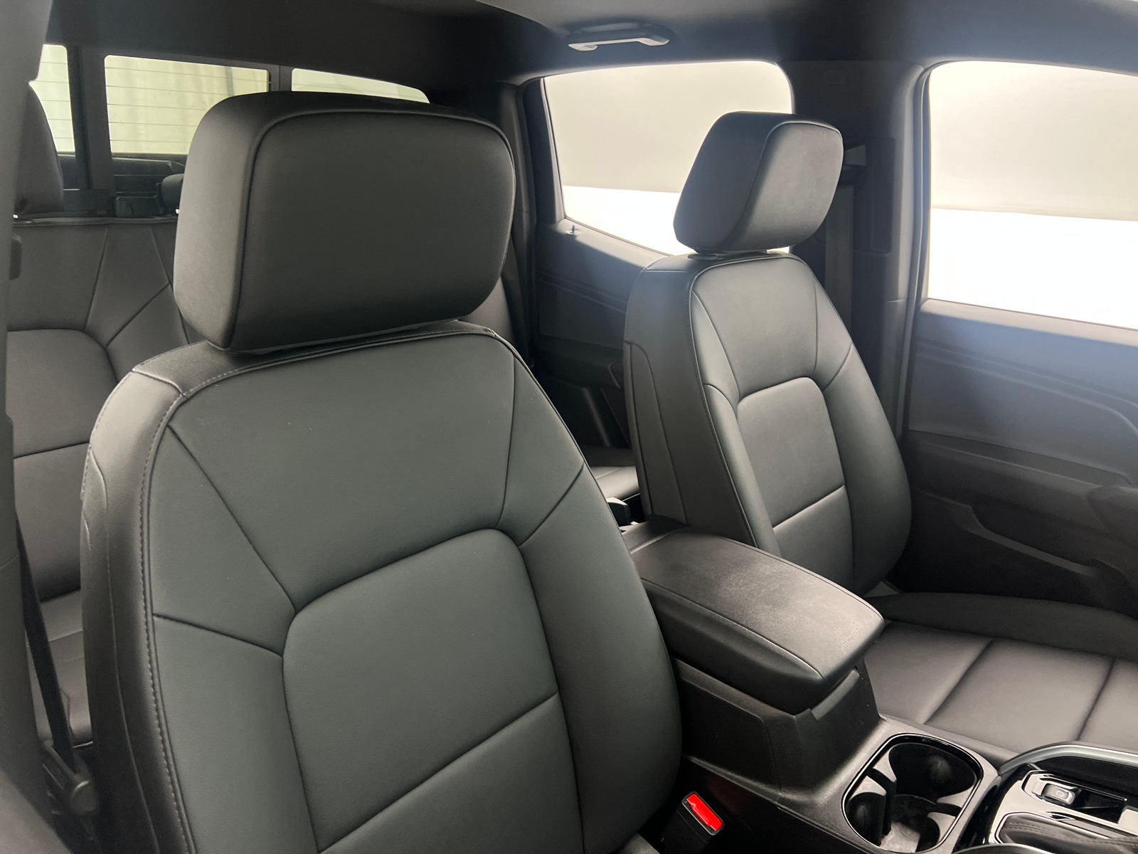 Thumbnail: 2025 Chevrolet Colorado - 2