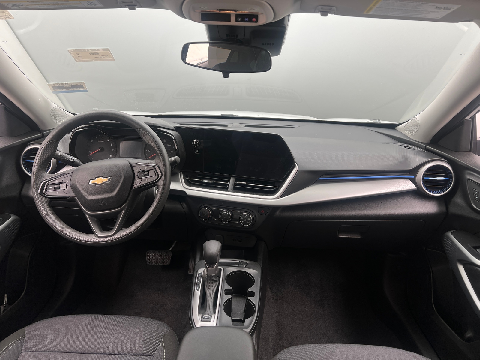 Thumbnail: 2025 Chevrolet Trax - 3