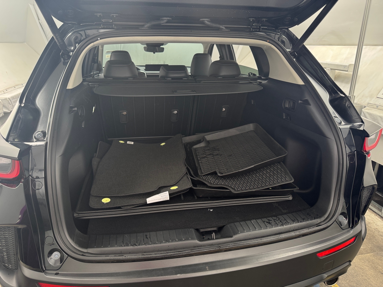 Thumbnail: 2025 Mazda CX-50 - 6