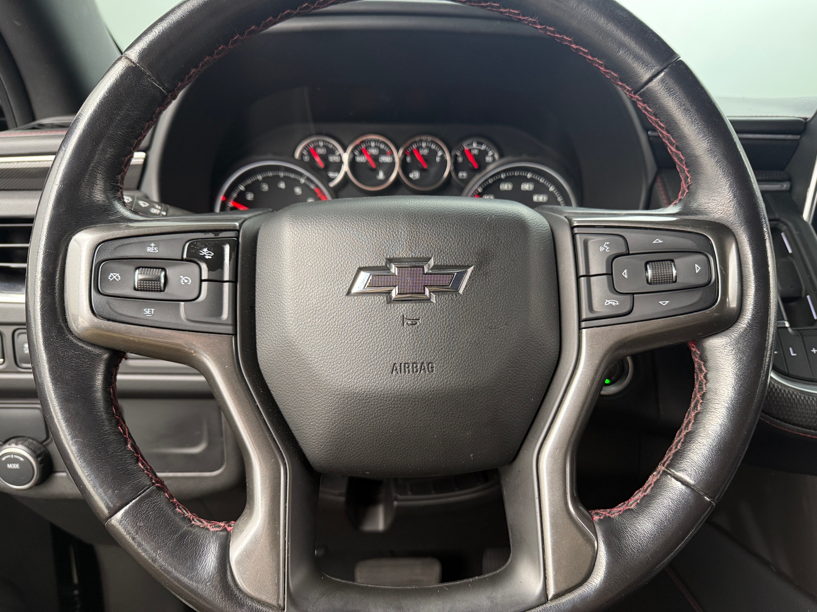 Thumbnail: 2021 Chevrolet Tahoe - 4