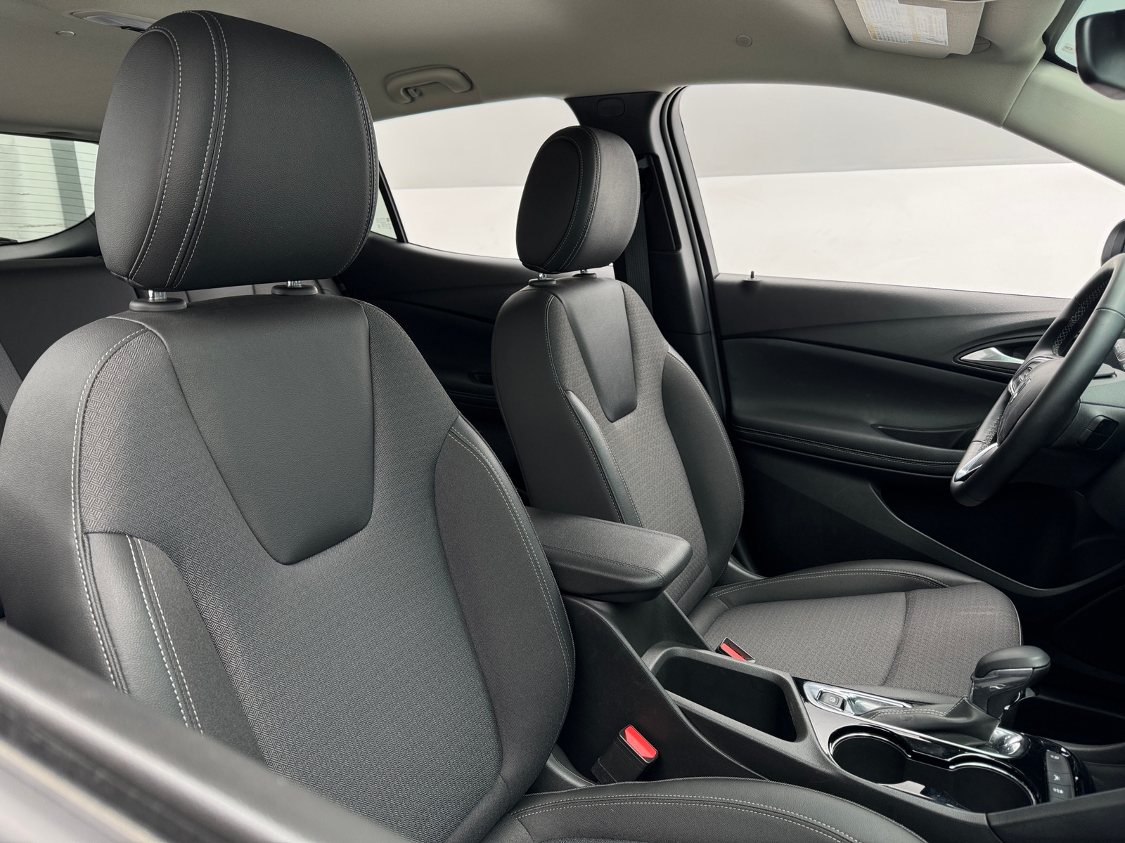 Thumbnail: 2025 Buick Encore GX - 2