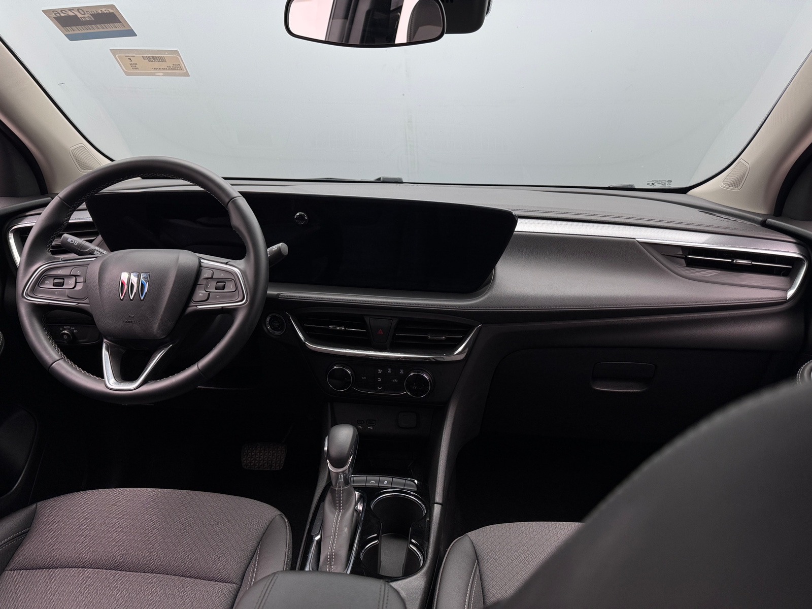 Thumbnail: 2025 Buick Encore GX - 3