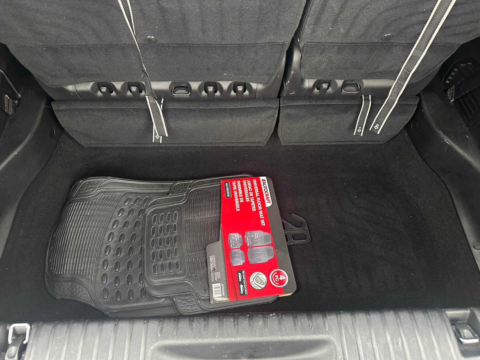 Thumbnail: 2025 Chrysler Pacifica - 6