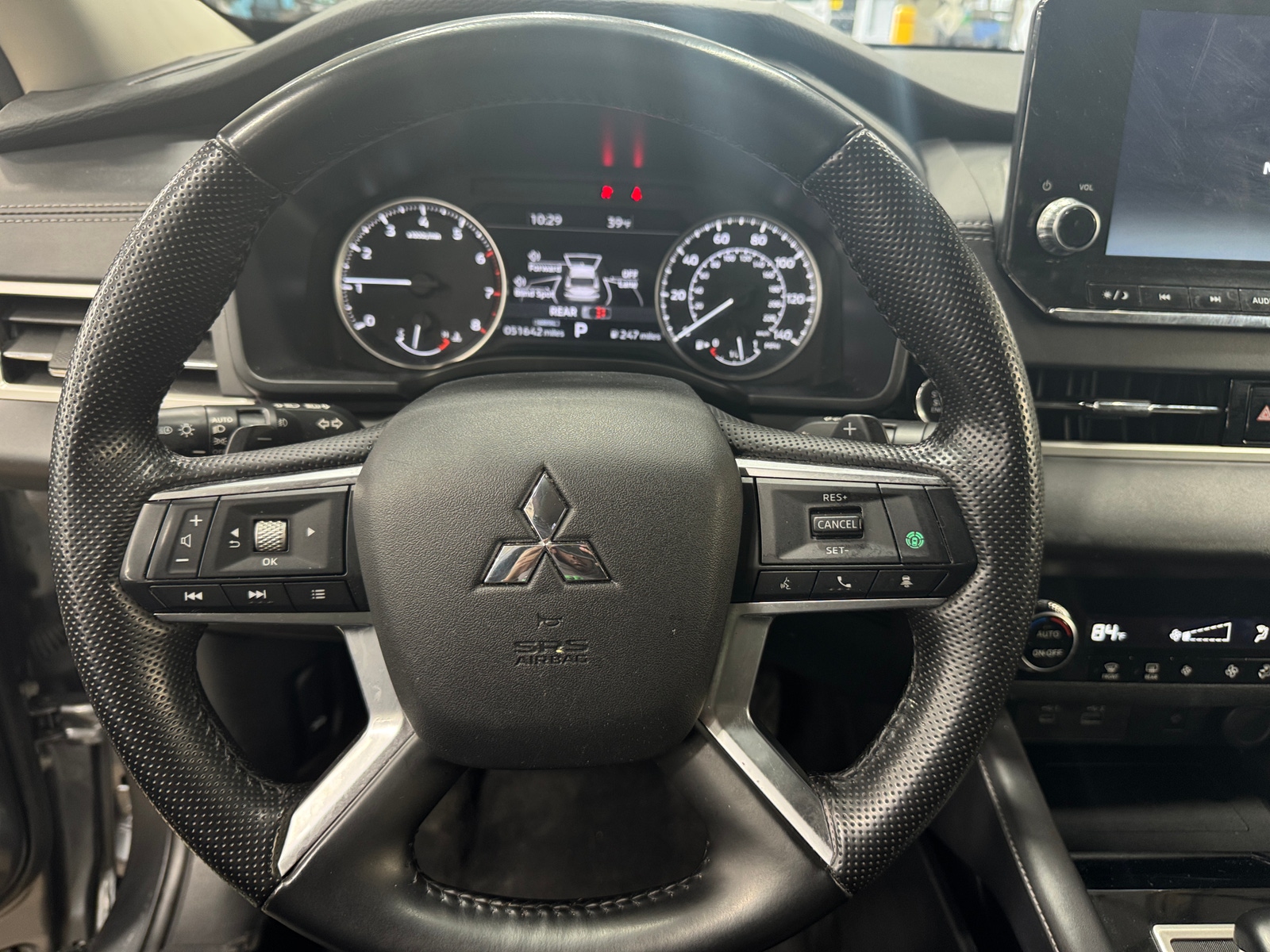 Thumbnail: 2024 Mitsubishi Outlander - 4