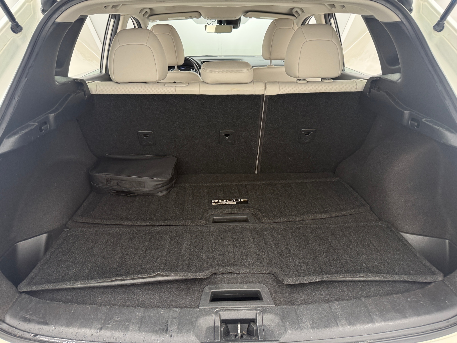 Thumbnail: 2018 Nissan Rogue Sport - 6