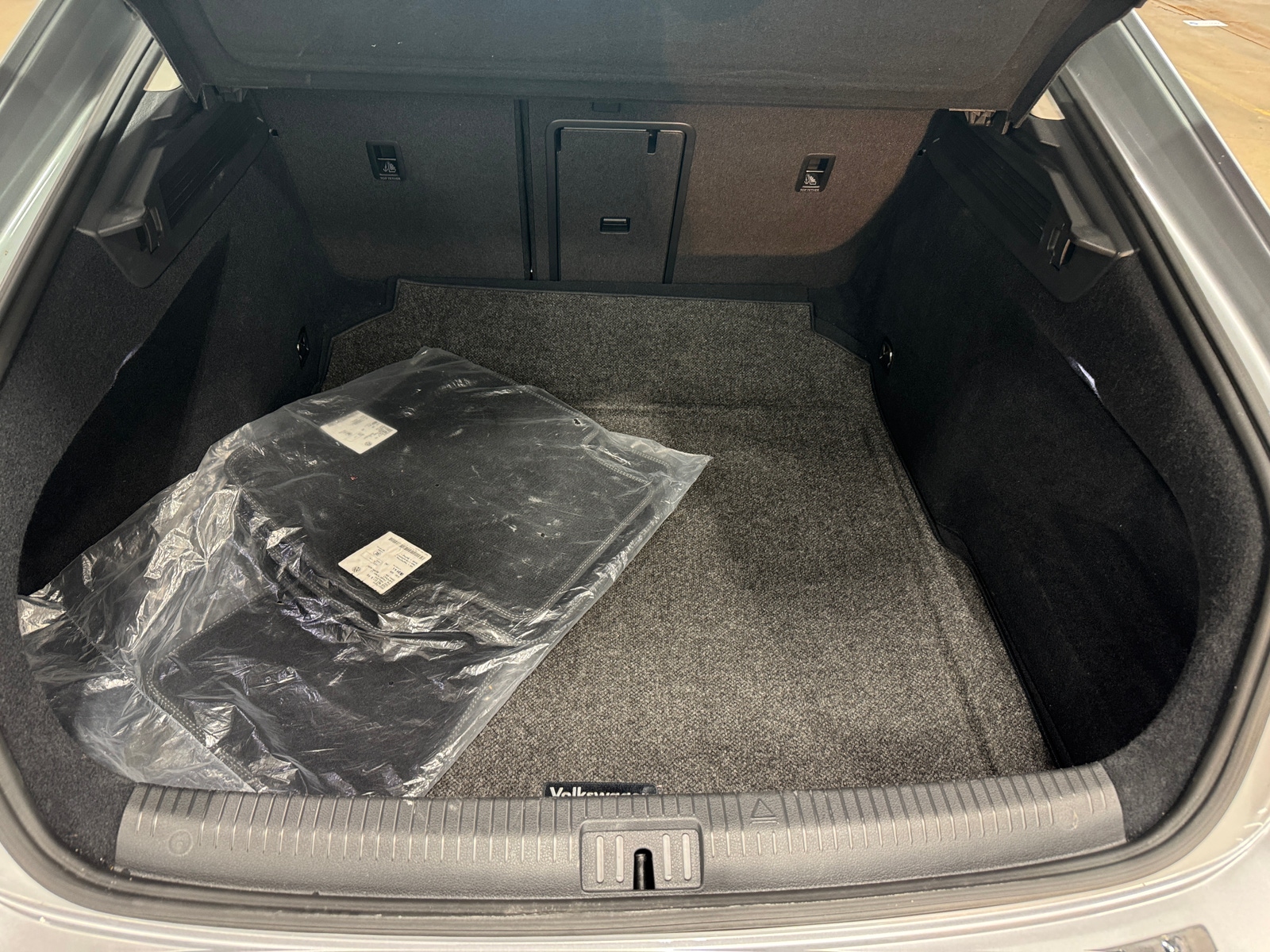 Thumbnail: 2020 Volkswagen Arteon - 6