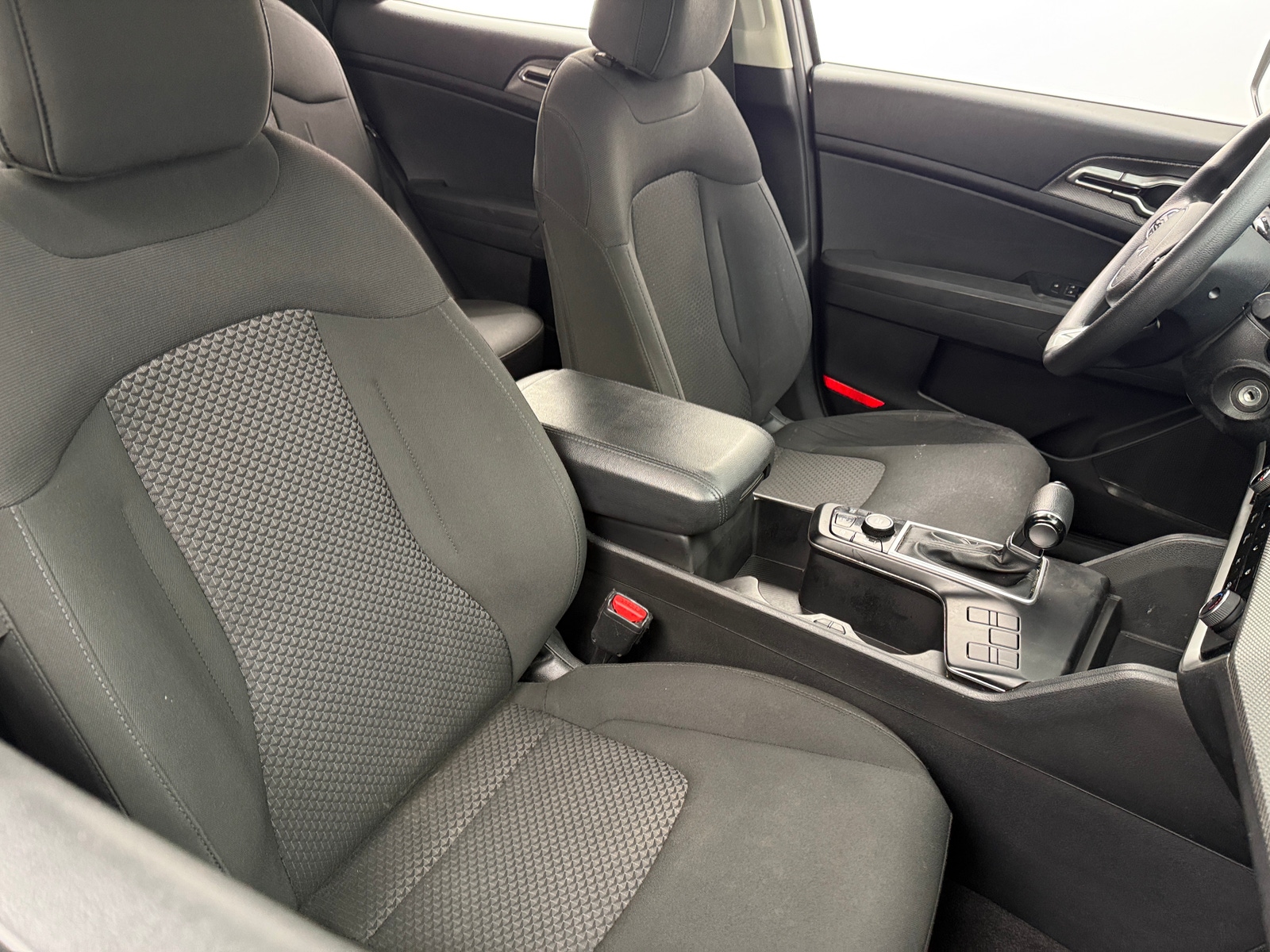 Thumbnail: 2023 Kia Sportage - 2