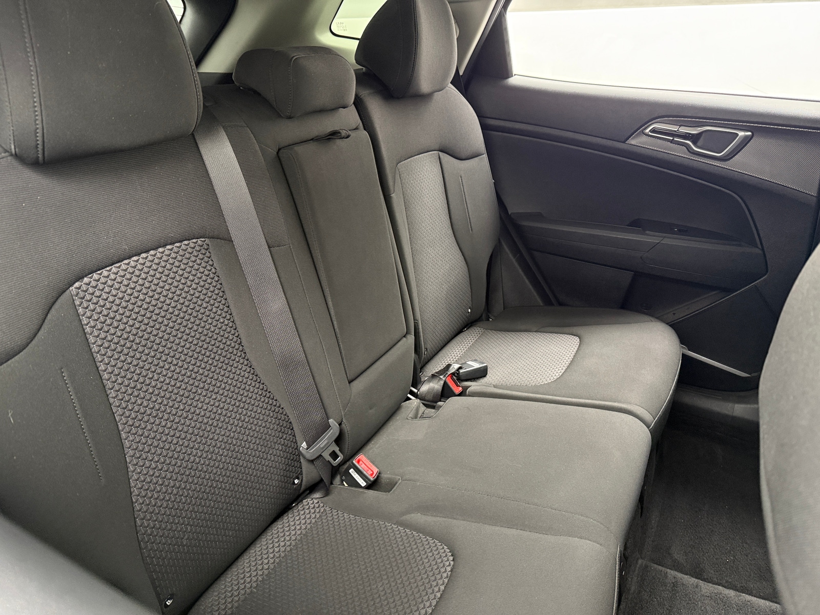 Thumbnail: 2023 Kia Sportage - 6