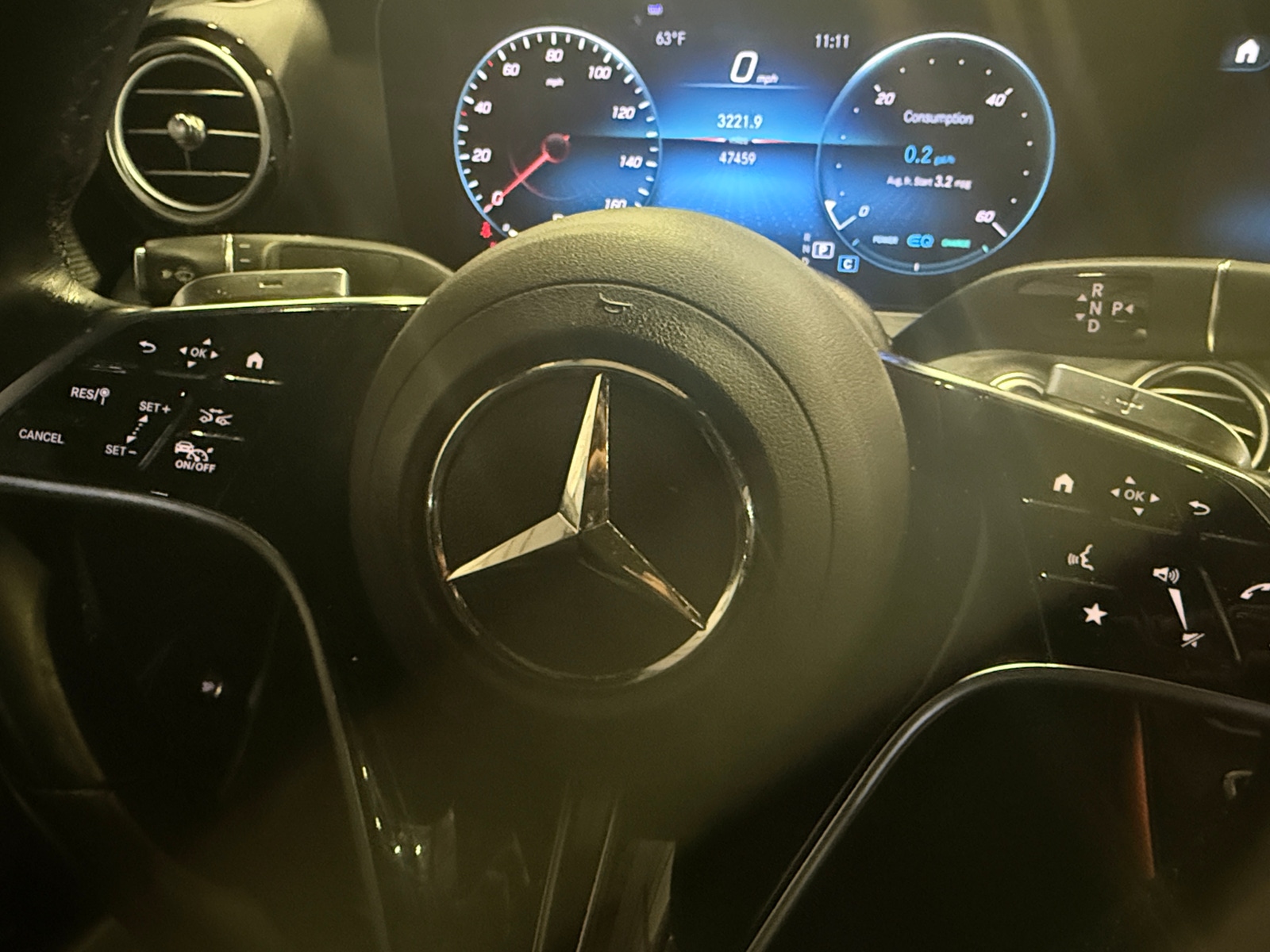 Thumbnail: 2021 Mercedes-Benz E-Class - 4