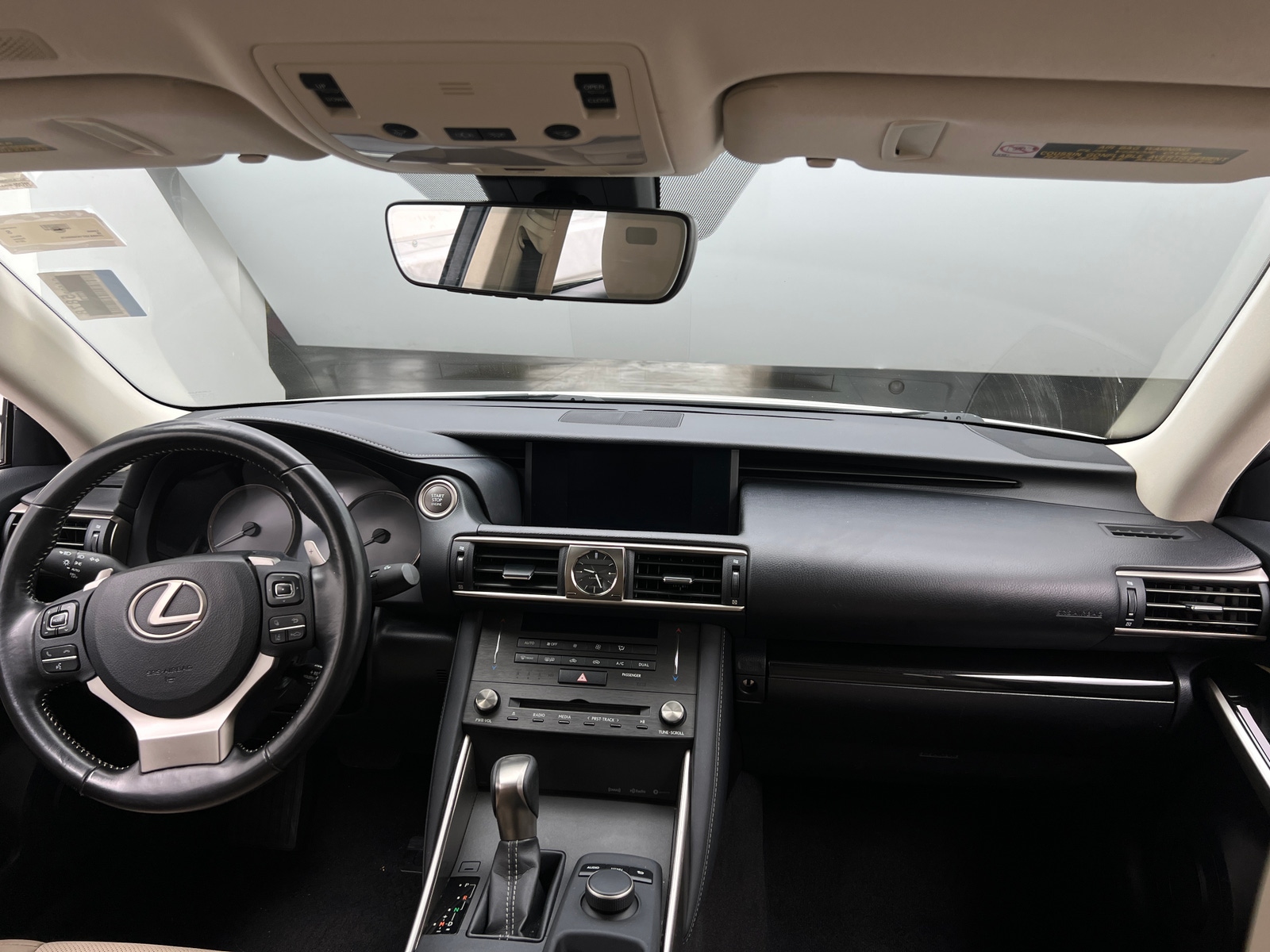 Thumbnail: 2019 Lexus IS - 2