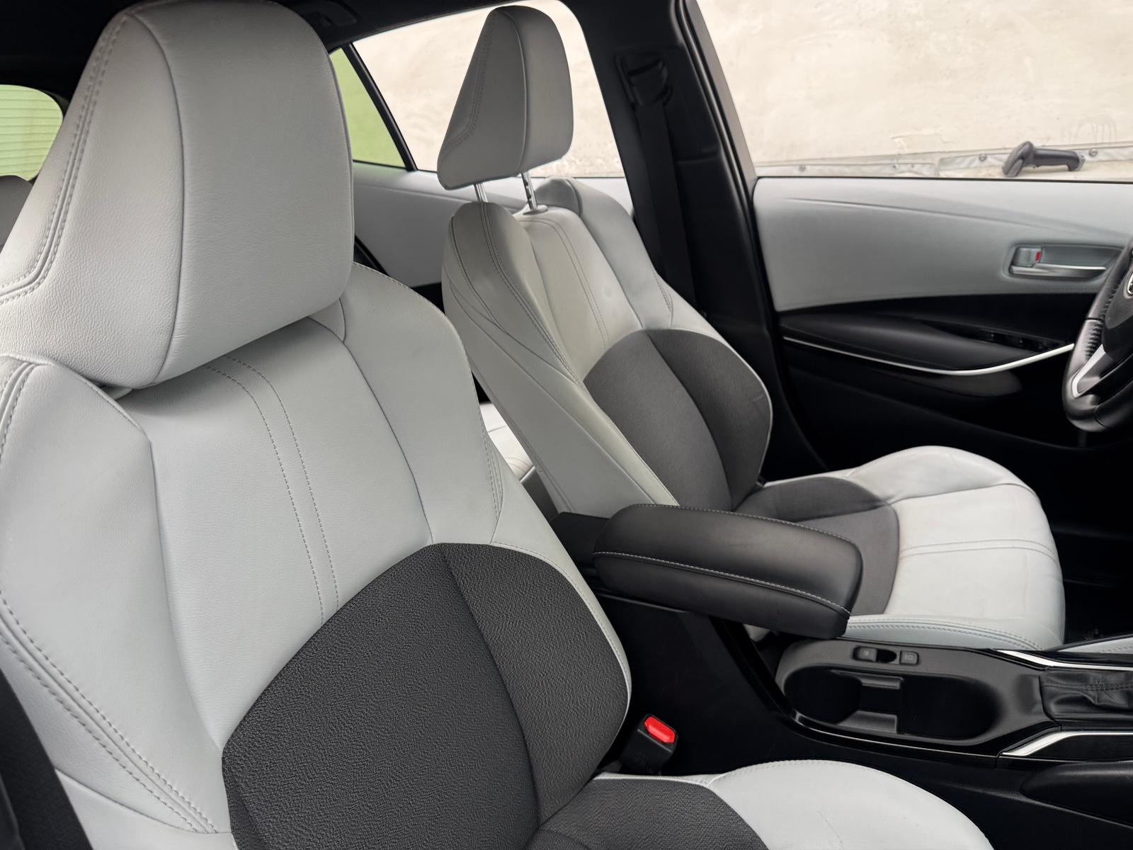 Thumbnail: 2024 Toyota Corolla - 2