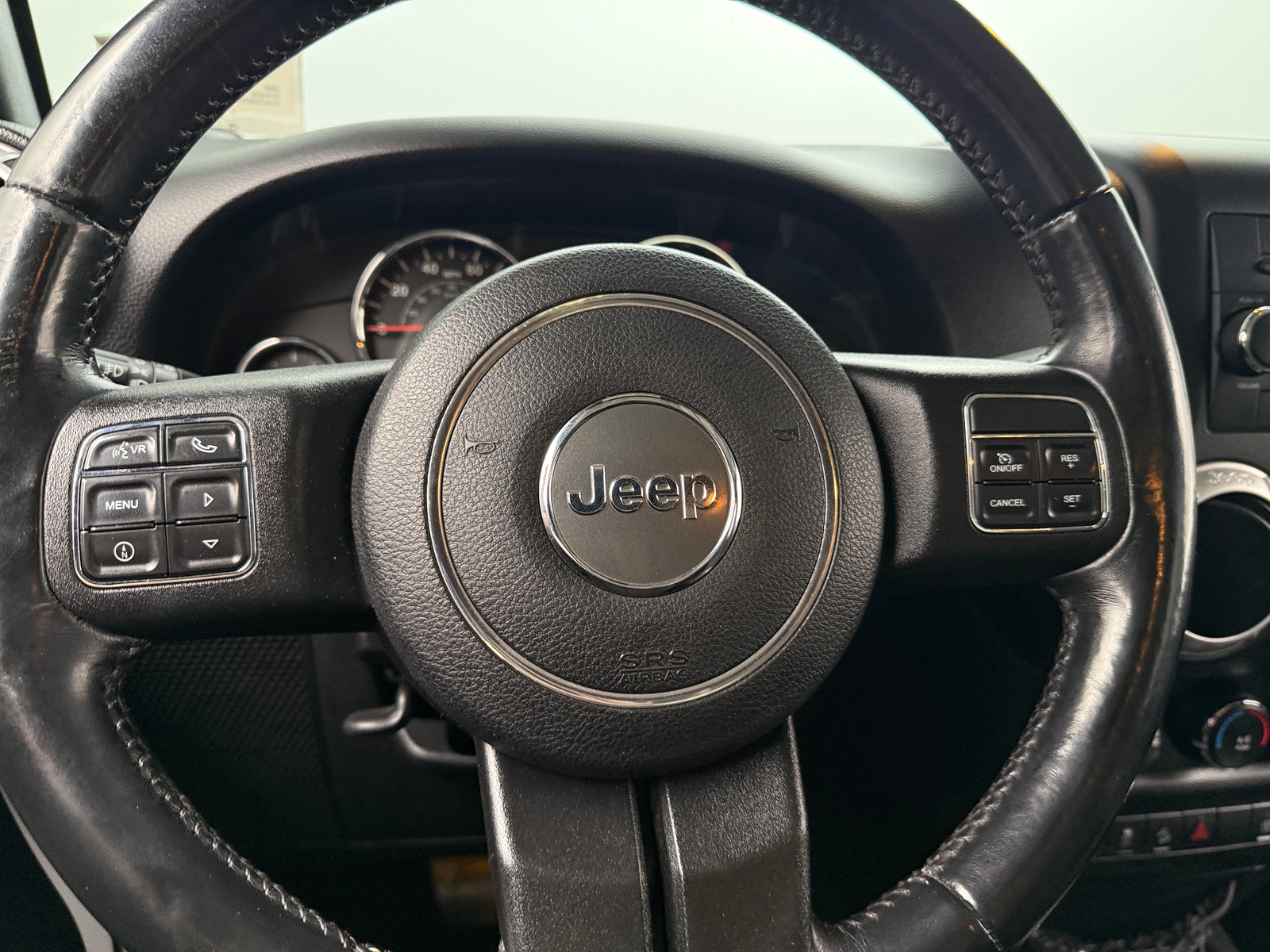 Thumbnail: 2016 Jeep Wrangler - 5